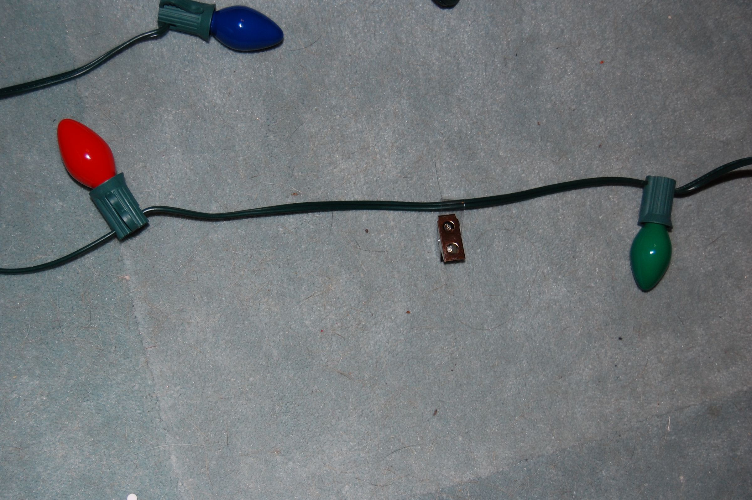 Hanging Christmas Lights Made Easy 4 Steps (with Pictures