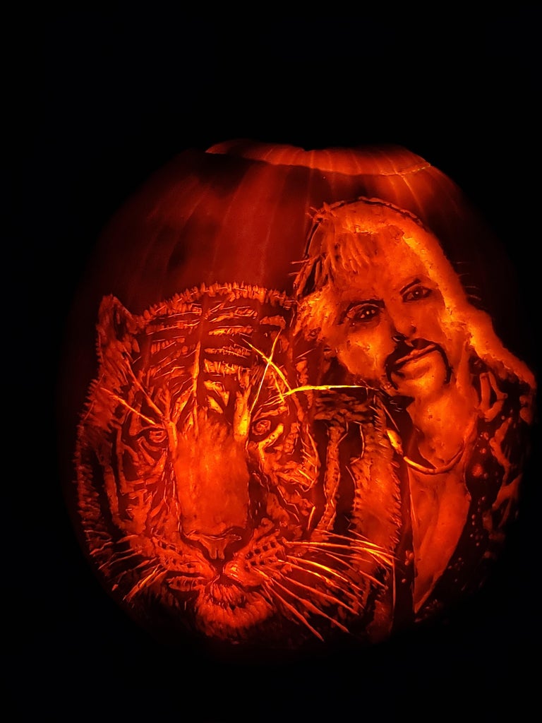 Tiger King Advanced Pumpkin Carving 8 Steps With Pictures Instructables Tiger King Advanced Pumpkin Carving 8 Steps With Pictures Instructables