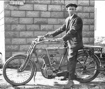 Replica Vintage Motorcycle : 16 Steps (with Pictures) - Instructables