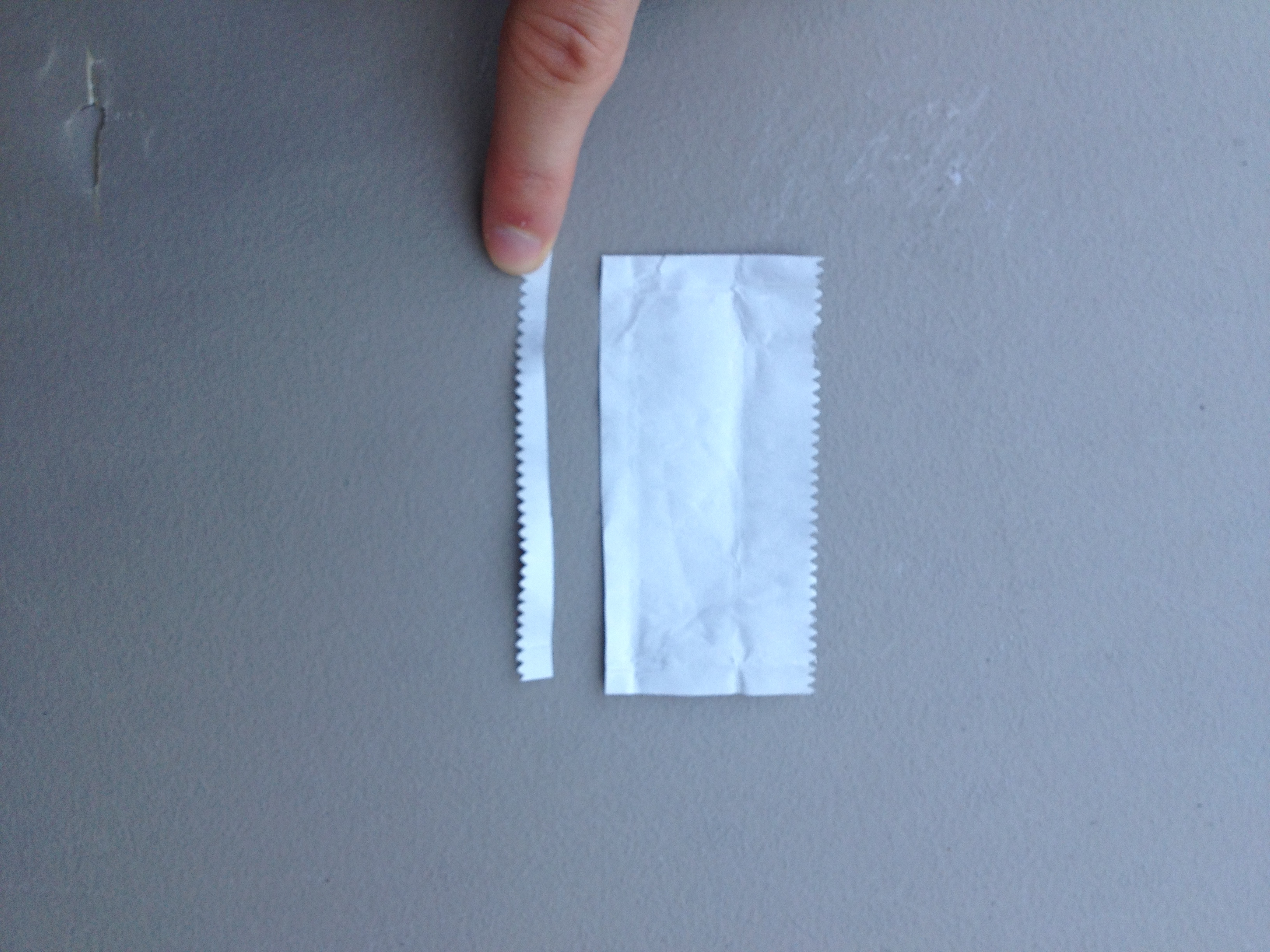 Make a Lighter Out Of Battery + Gum Wrapper 5 Steps Instructables