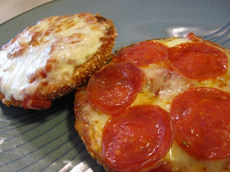 How to Make Pizza Bagels! 9 Steps Instructables