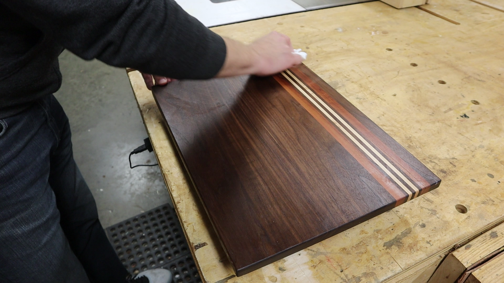 How To Make Beeswax Finish For Cutting Boards 8 Steps Instructables