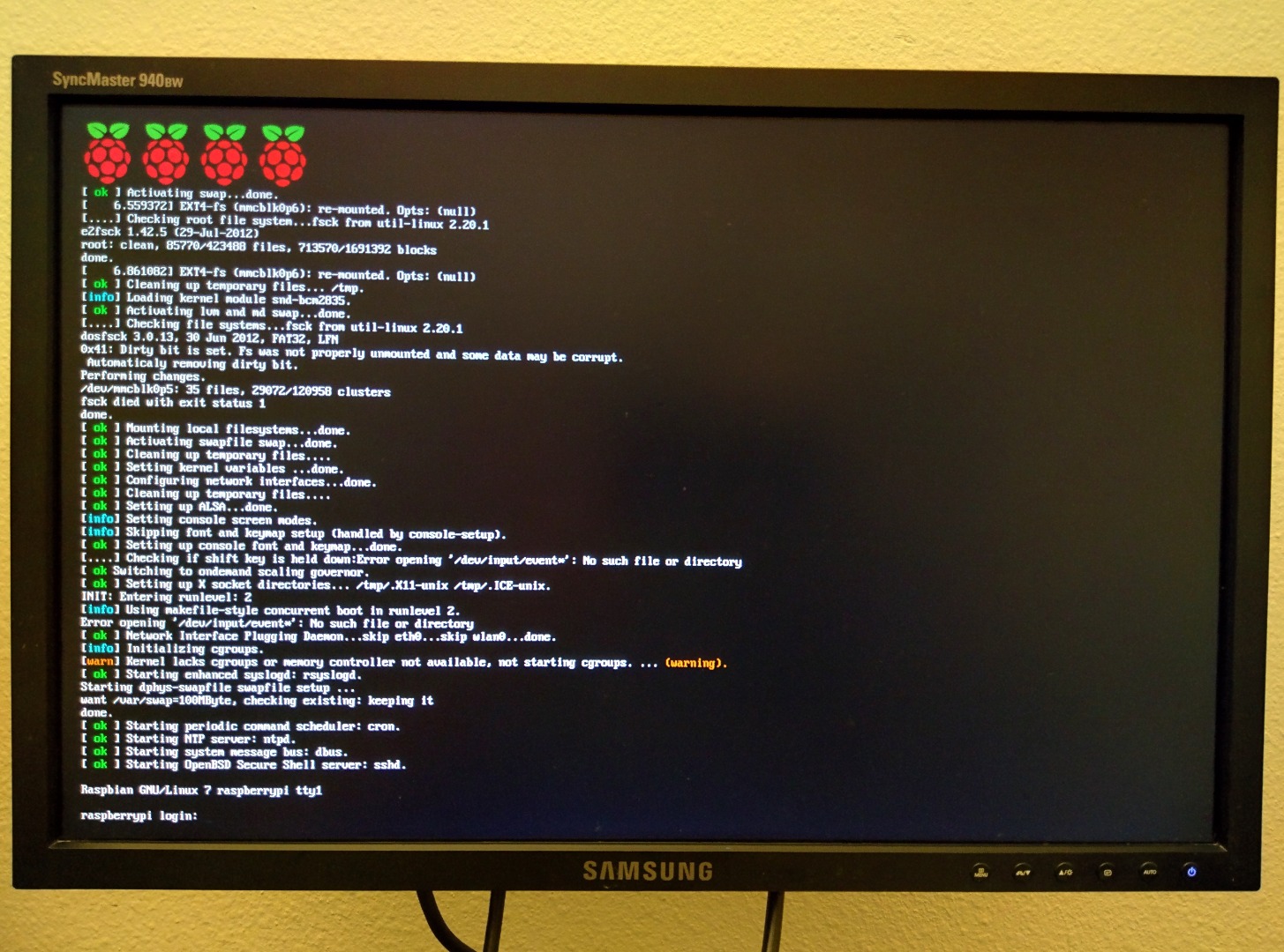 Raspberry Pi Wall Display Without XWindows 8 Steps (with Pictures