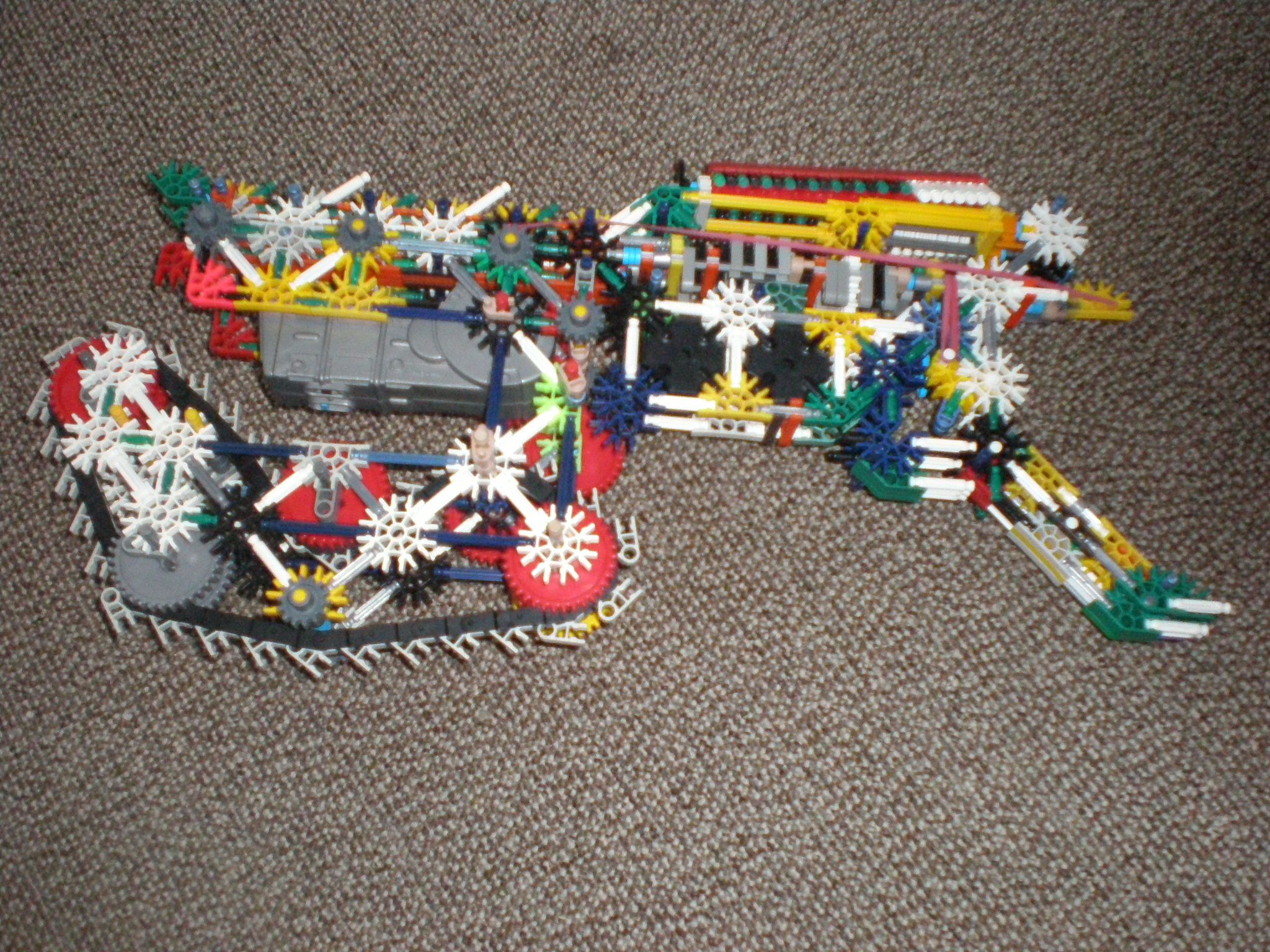Knex Chainsaw Gun V1.3 7 Steps Instructables