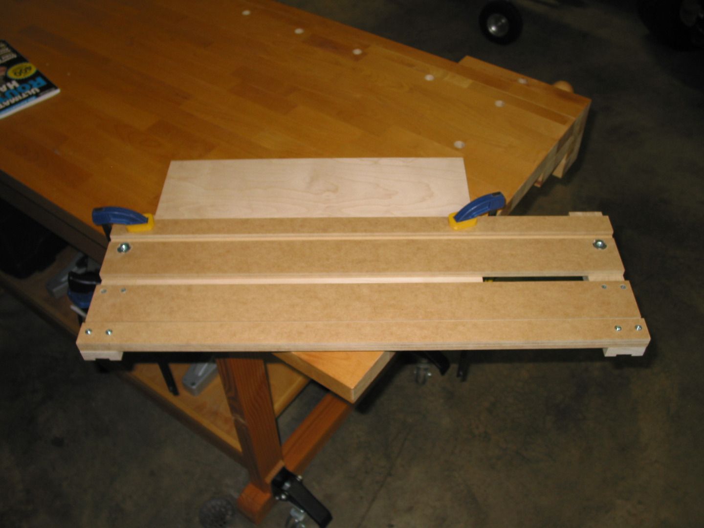 Create Perfect Dados With This Router Jig 5 Steps Instructables