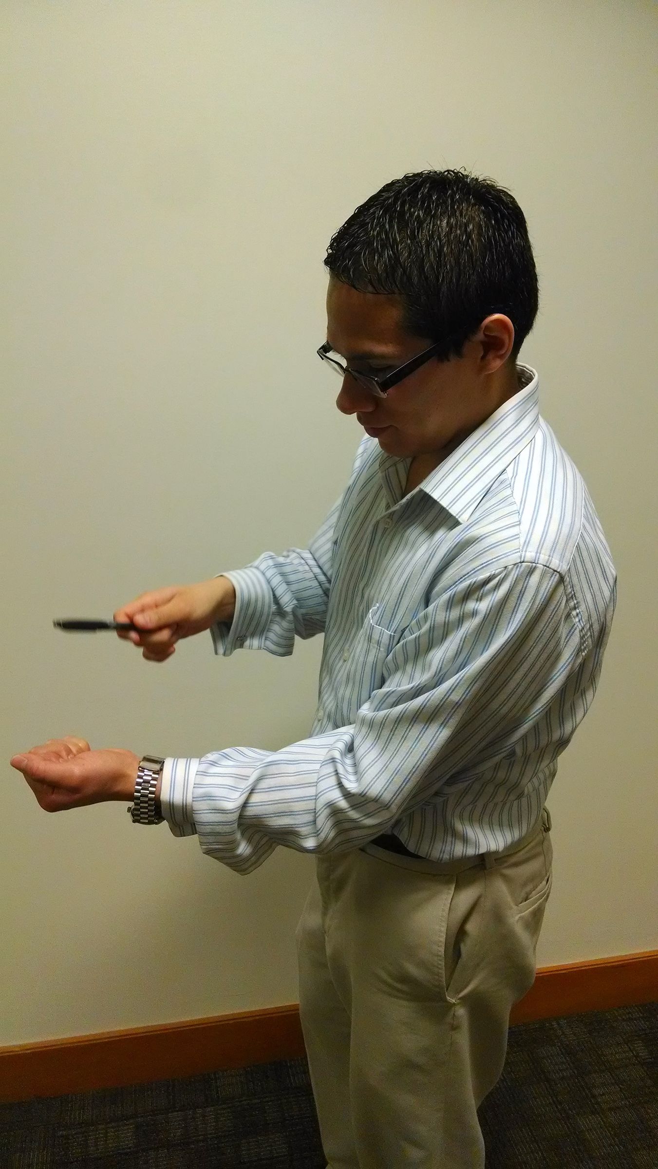 Magic Trick Make a Coin Disappear 11 Steps Instructables