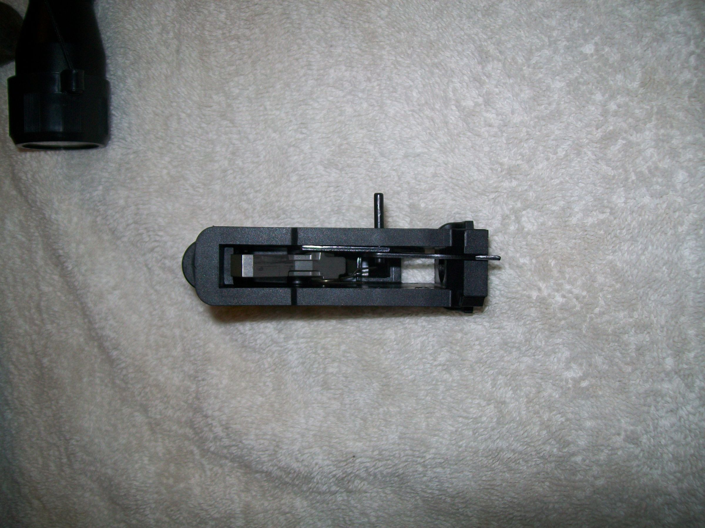 How to Dis/Reassemble the Ruger 10/22 Trigger Assembly 8 Steps