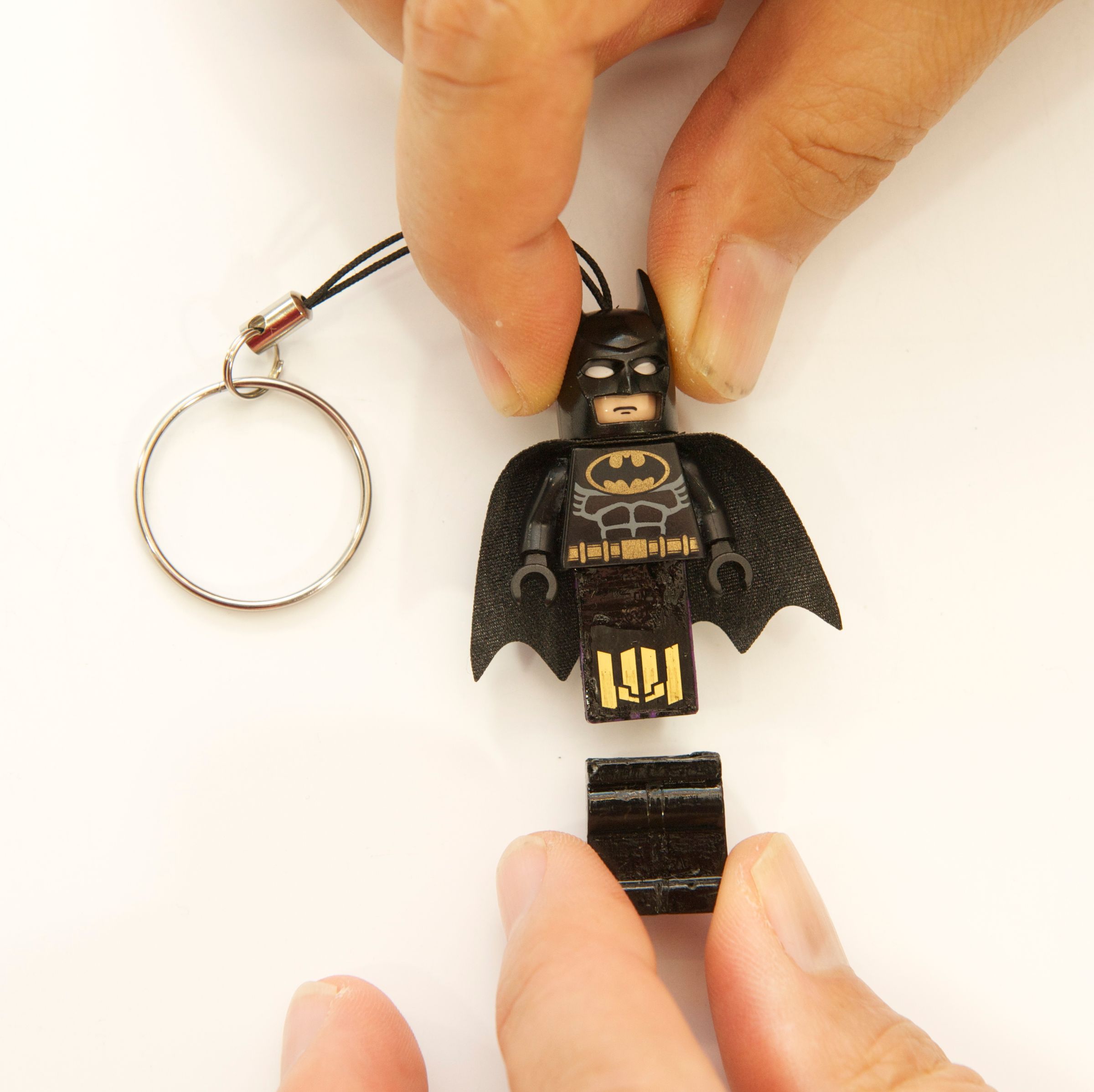DIY guide for Make a Lego Mini-figure FlashDrive with step-by-step instructions