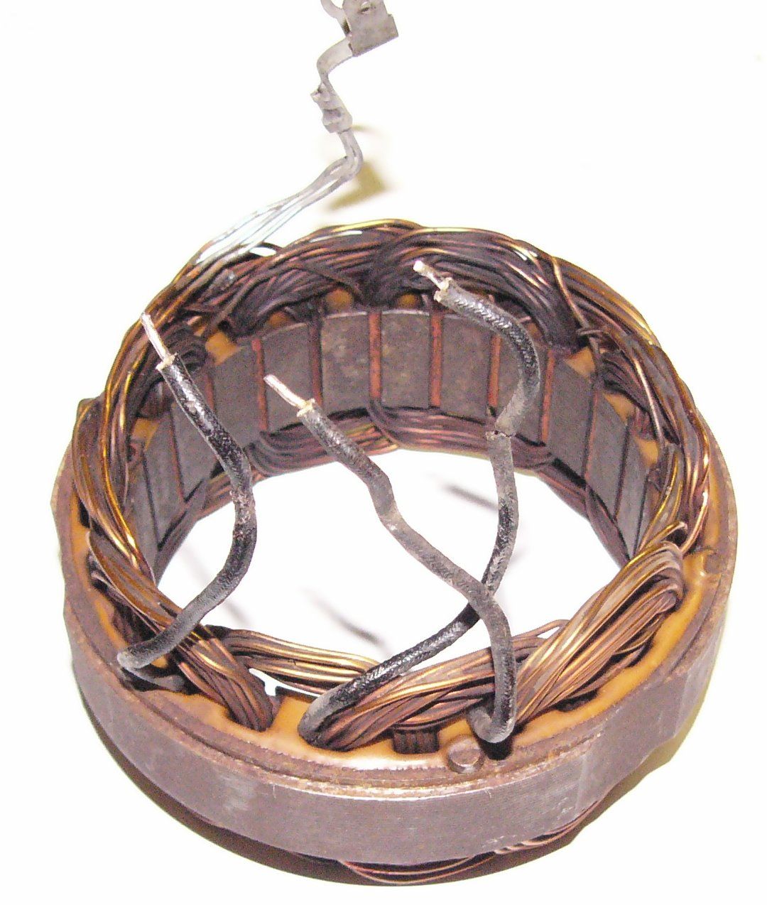 How to Rewind an Alternator 8 Steps (with Pictures) Instructables