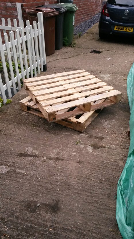 encontro alguns paletes