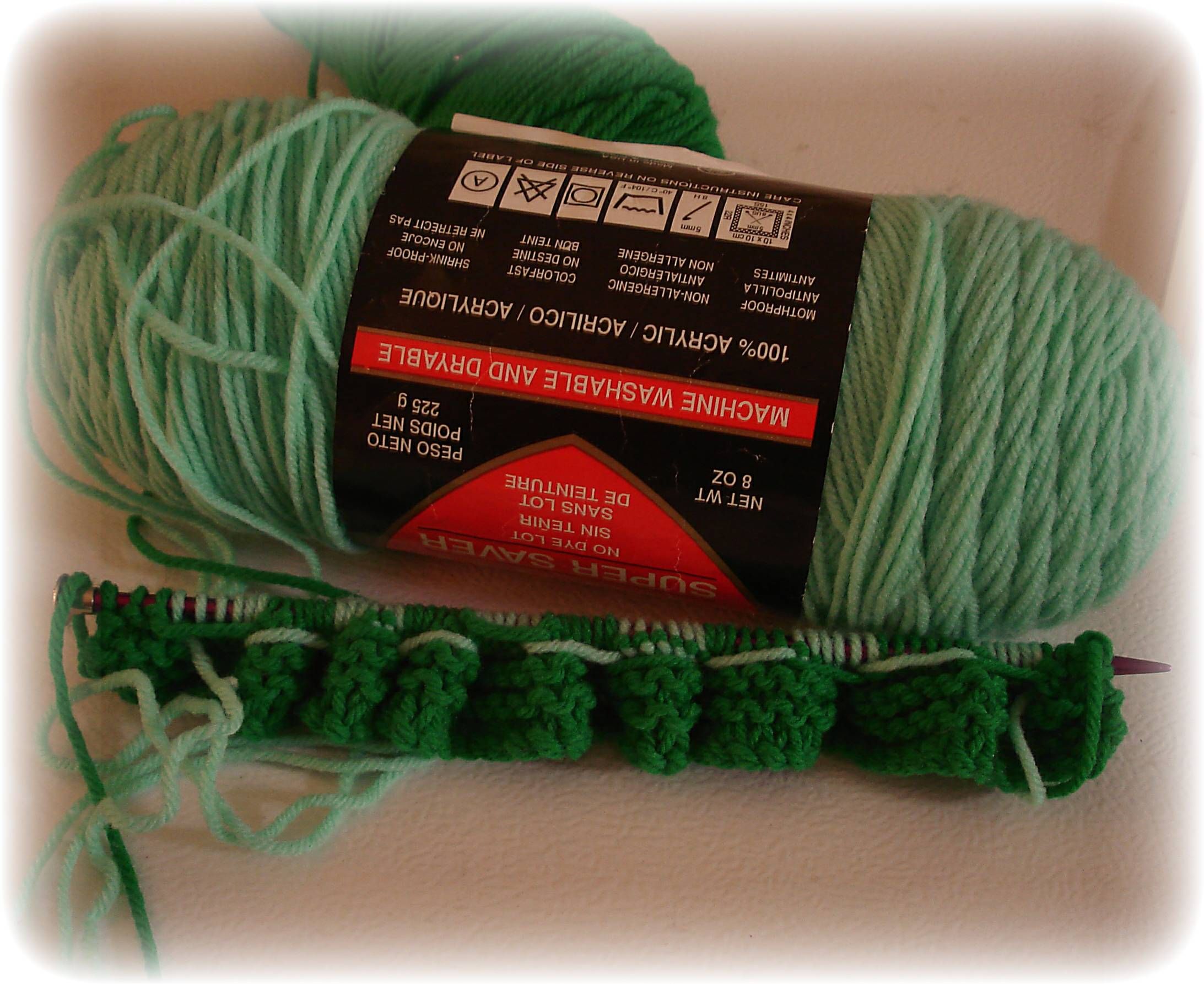 How to Knit a 'proper' English Tea Cosy! 12 Steps (with Pictures