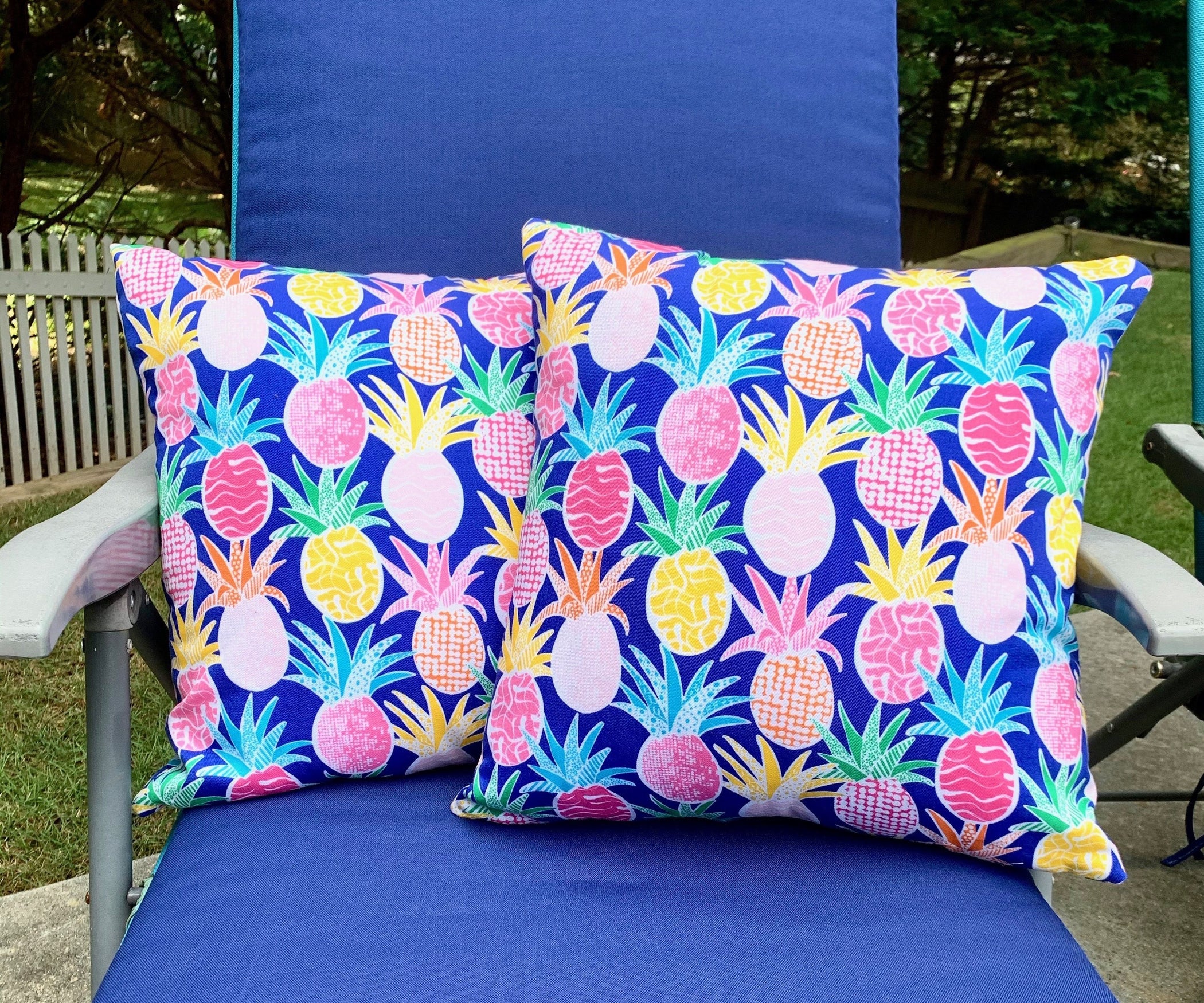 Make Outdoor Pillows With Washable Covers! 5 Steps (with Pictures