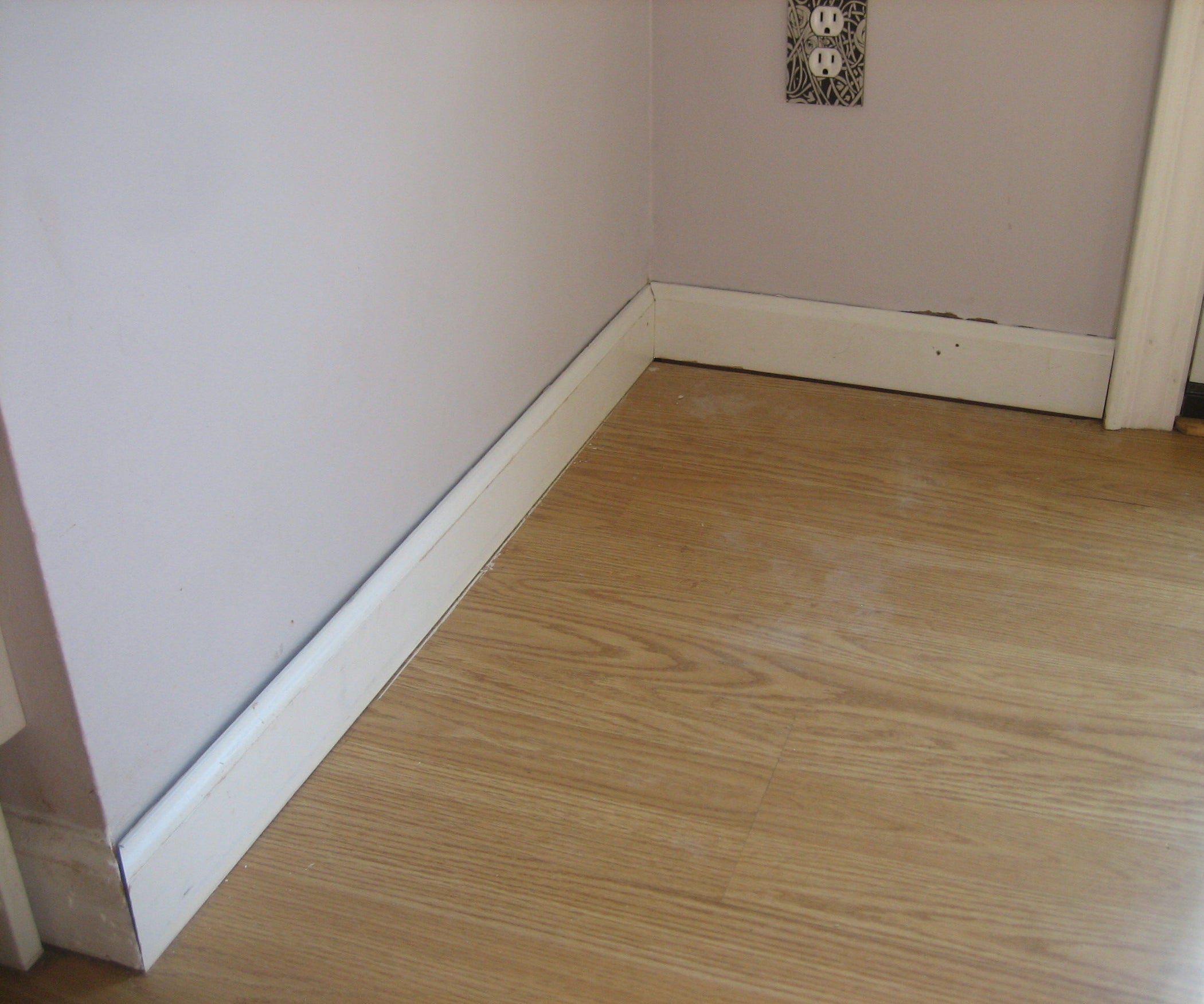 BASEBOARD MOLDING REPAIR 8 Steps (with Pictures) Instructables