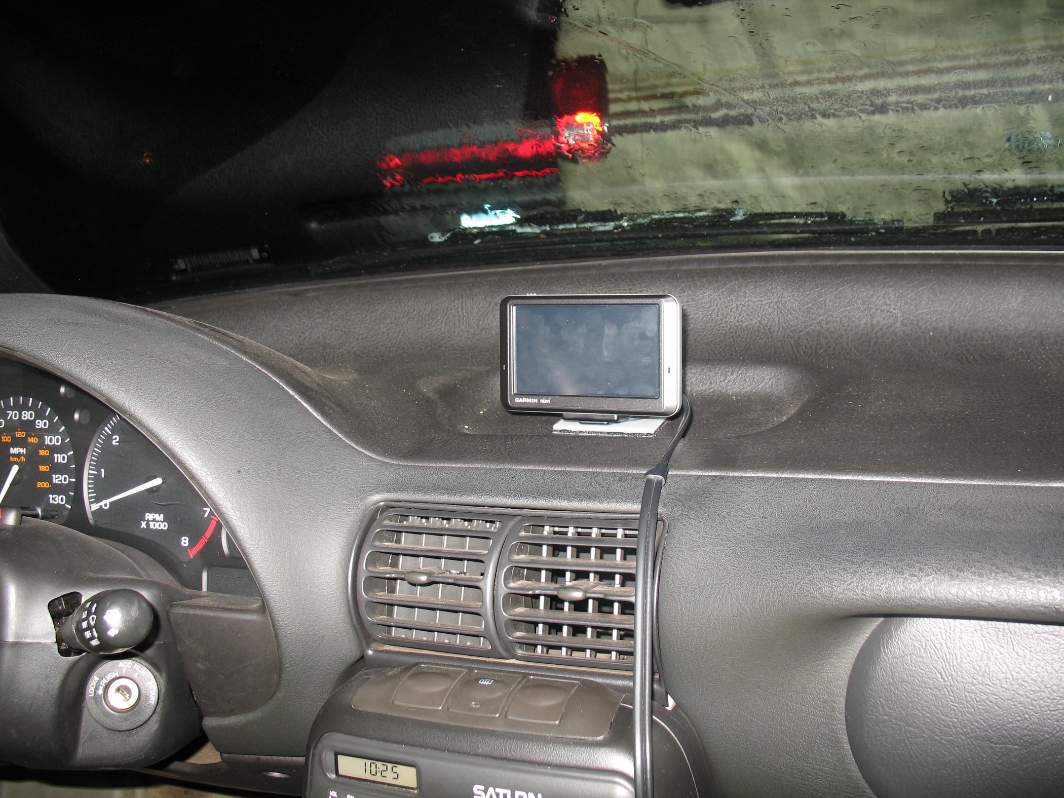 Velcro GPS Dash Mount 4 Steps Instructables