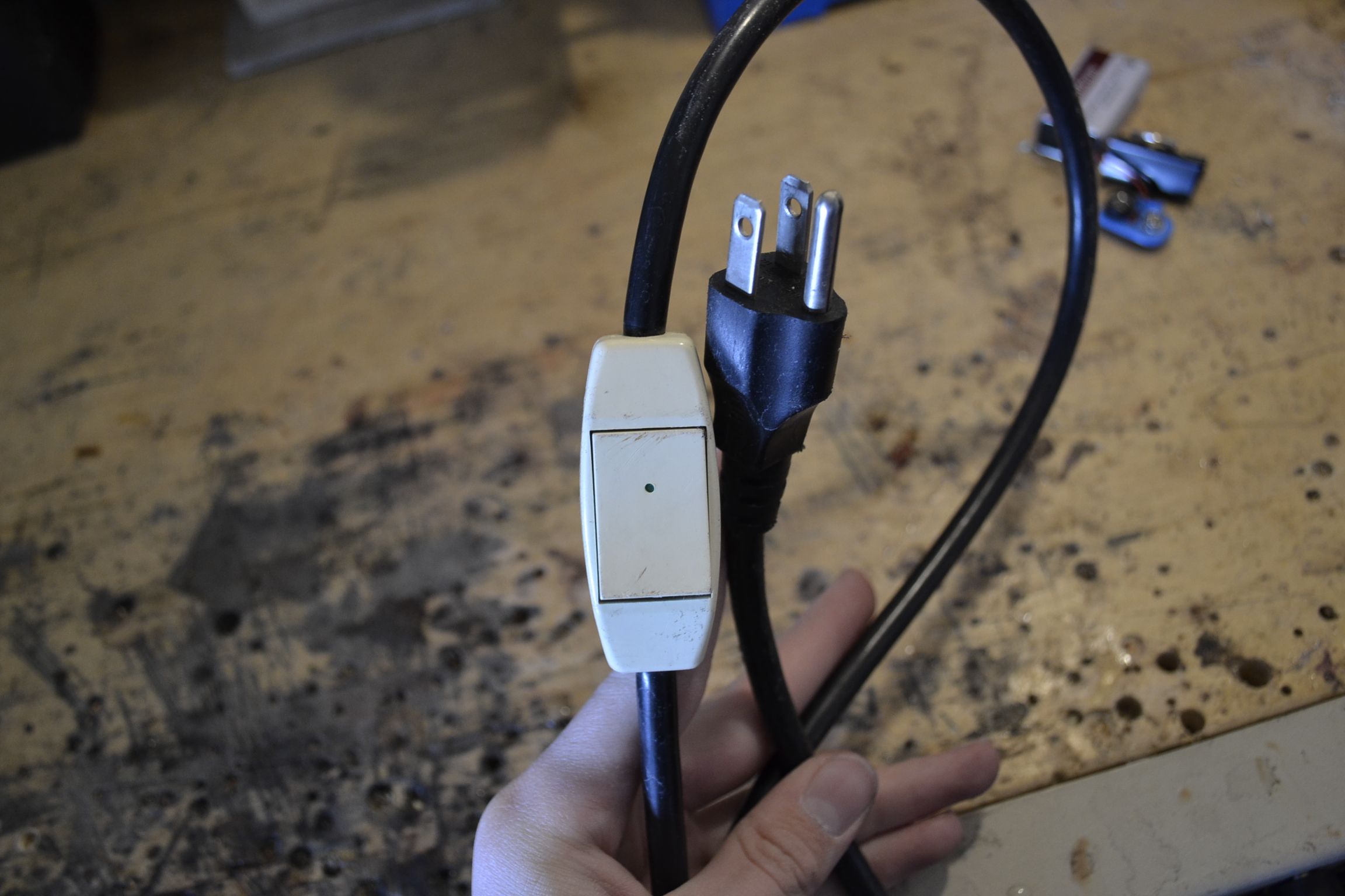 Electro Etching Machine Made From Trash! (EASY) 6 Steps (with