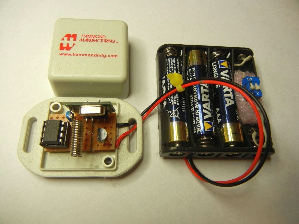 Low Cost Wireless Sensor Network on 433MHz Band