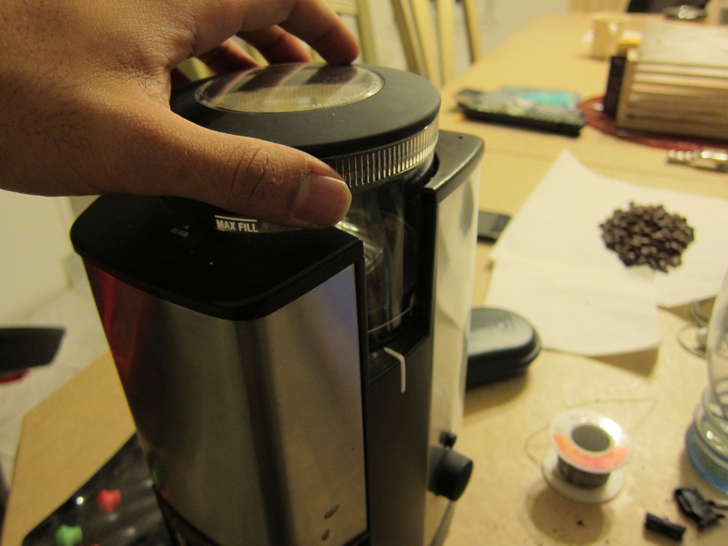 How to Repair/remove the On/off Switch on a Breville BCG450XL Conical