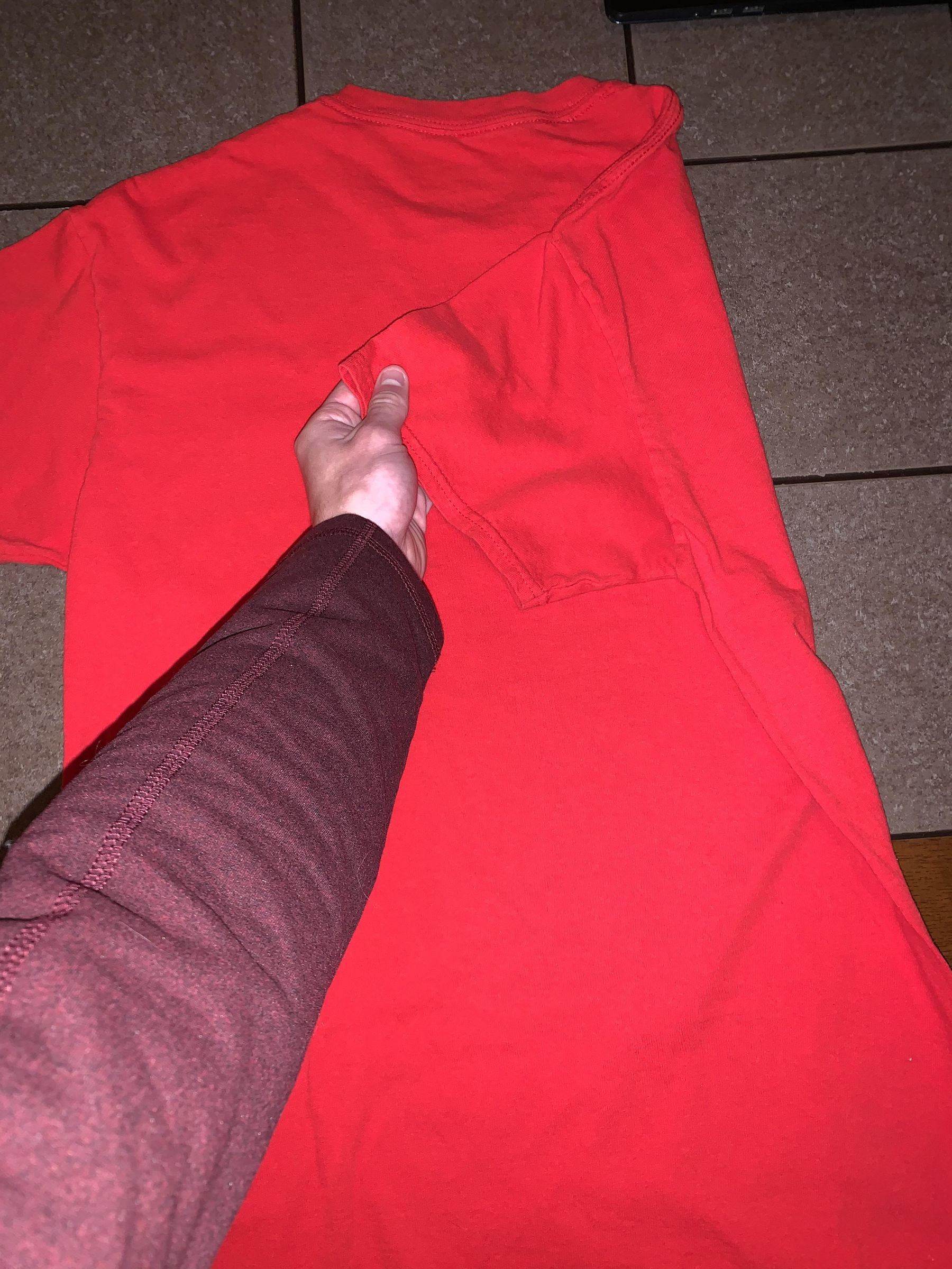 How to Fold a Shirt Like Retail Stores 17 Steps Instructables