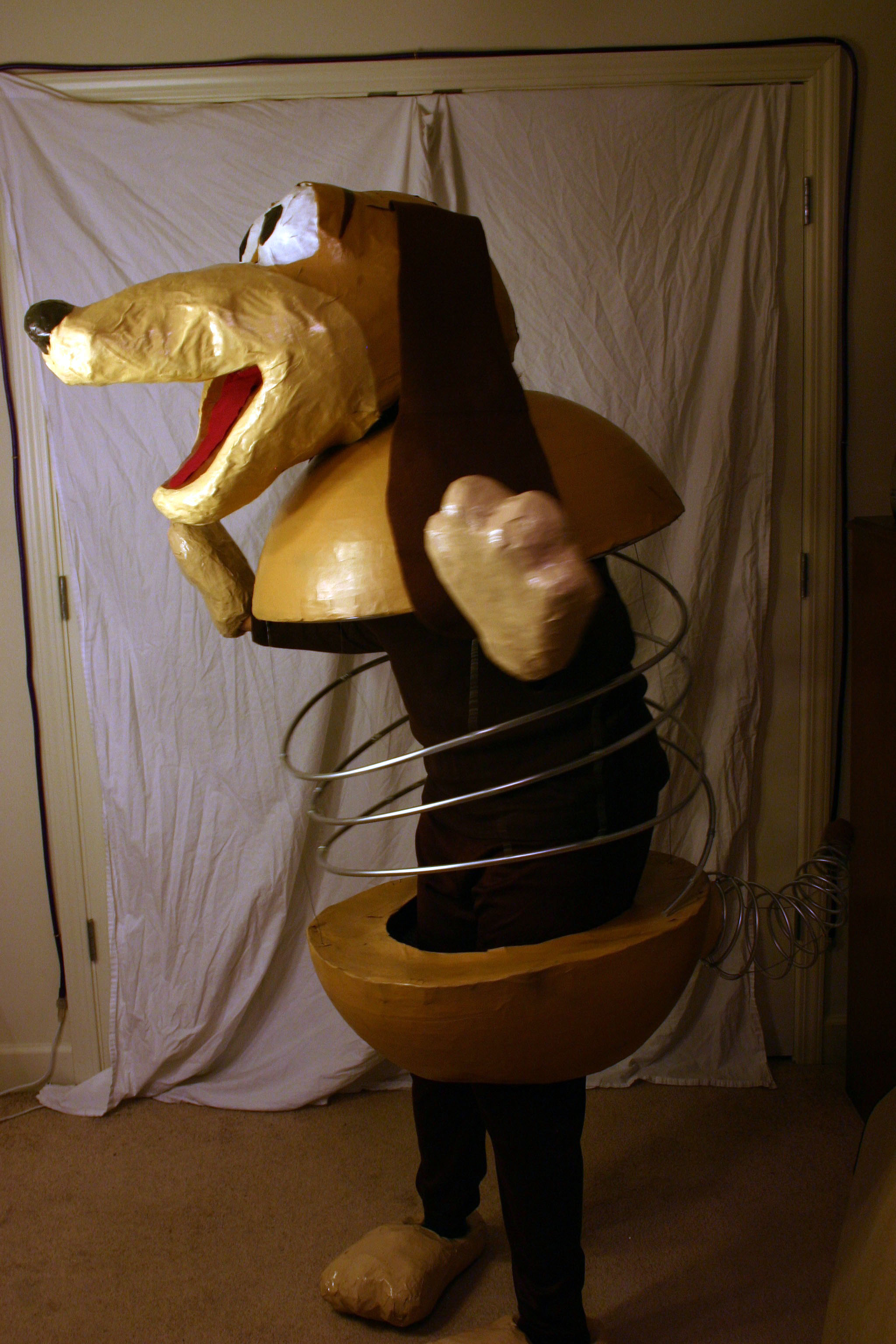 How to Create a Slinky Dog Costume! 5 Steps (with Pictures