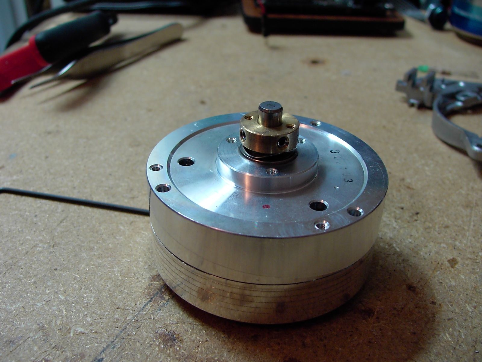 Spinner / Jog Wheel Inside of a VCR Head 9 Steps (with Pictures