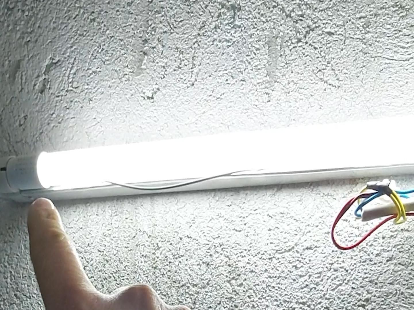 T8 Fluorescent to LED Conversion 3 Steps Instructables