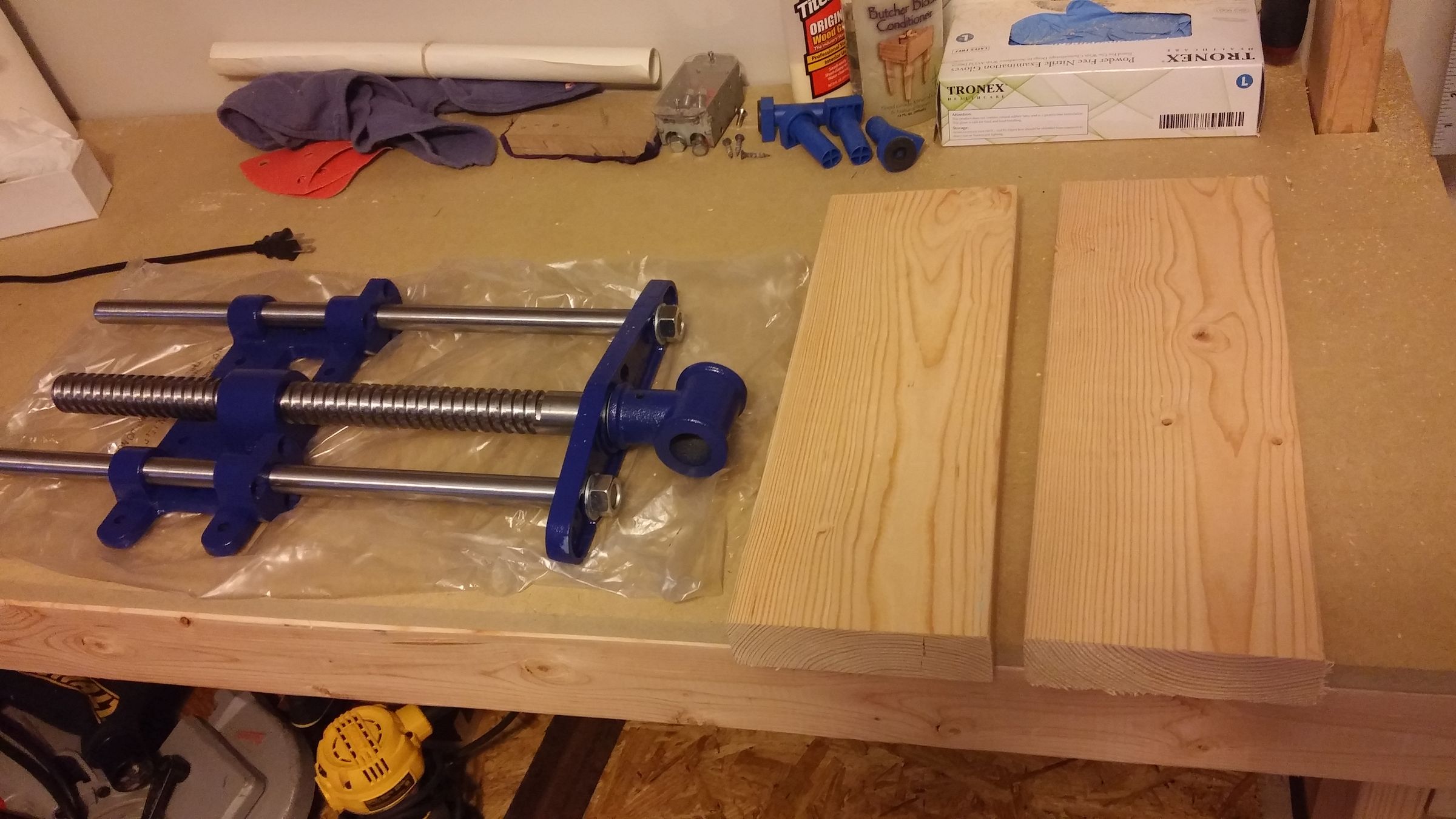 Maker's Vise Installation 15 Steps (with Pictures