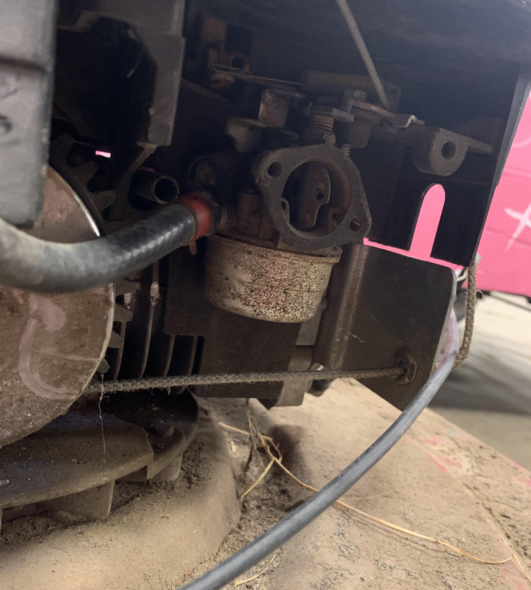 Fixing a Carburetor Needle Valve on a Small Engine 7 Steps