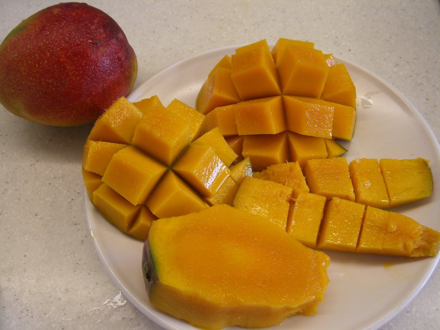 Slicing a Mango Hawaiian Style 7 Steps (with Pictures) Instructables