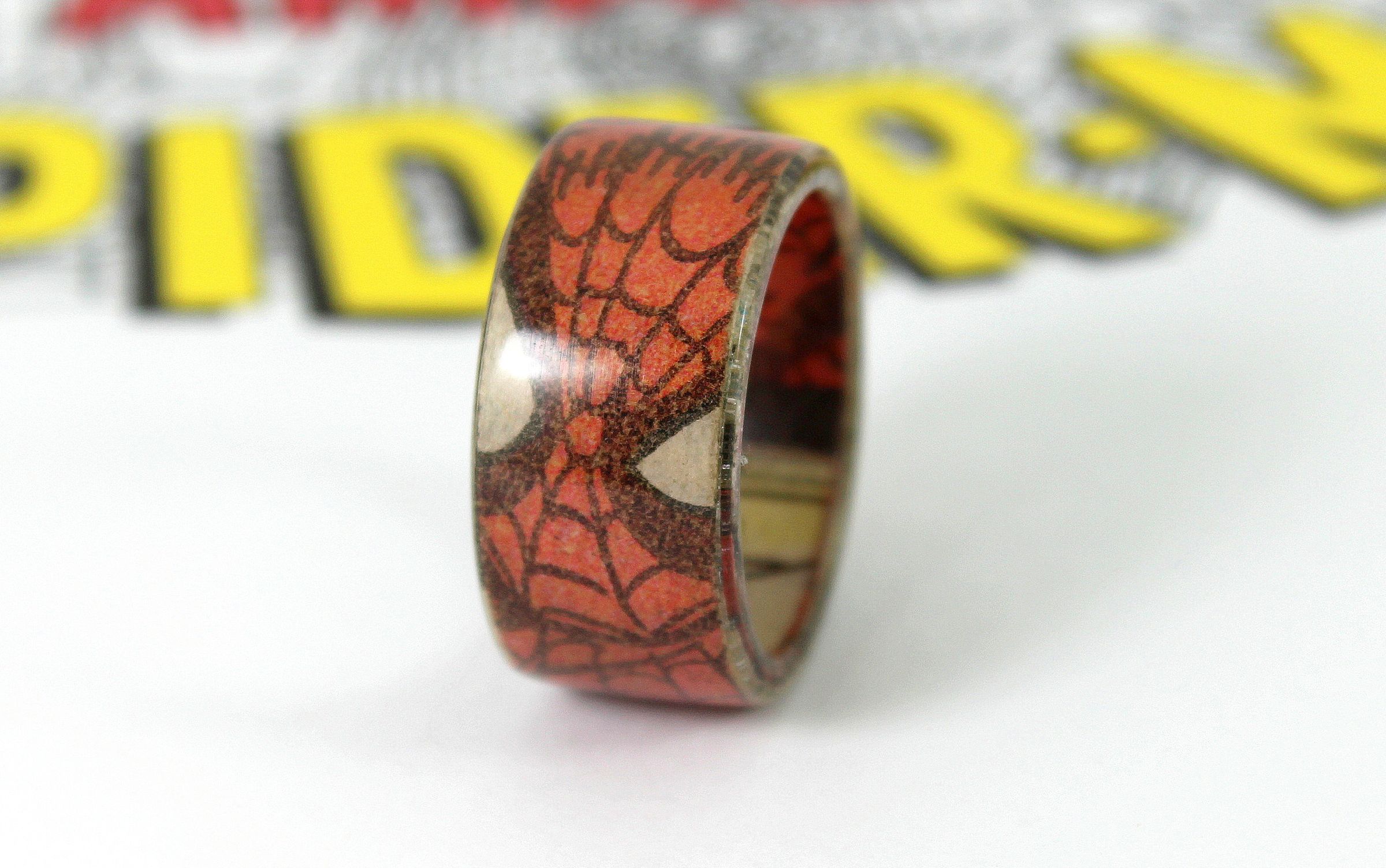 Superhero Ring Made With Comic Books Spiderman Ring 7 Steps (with