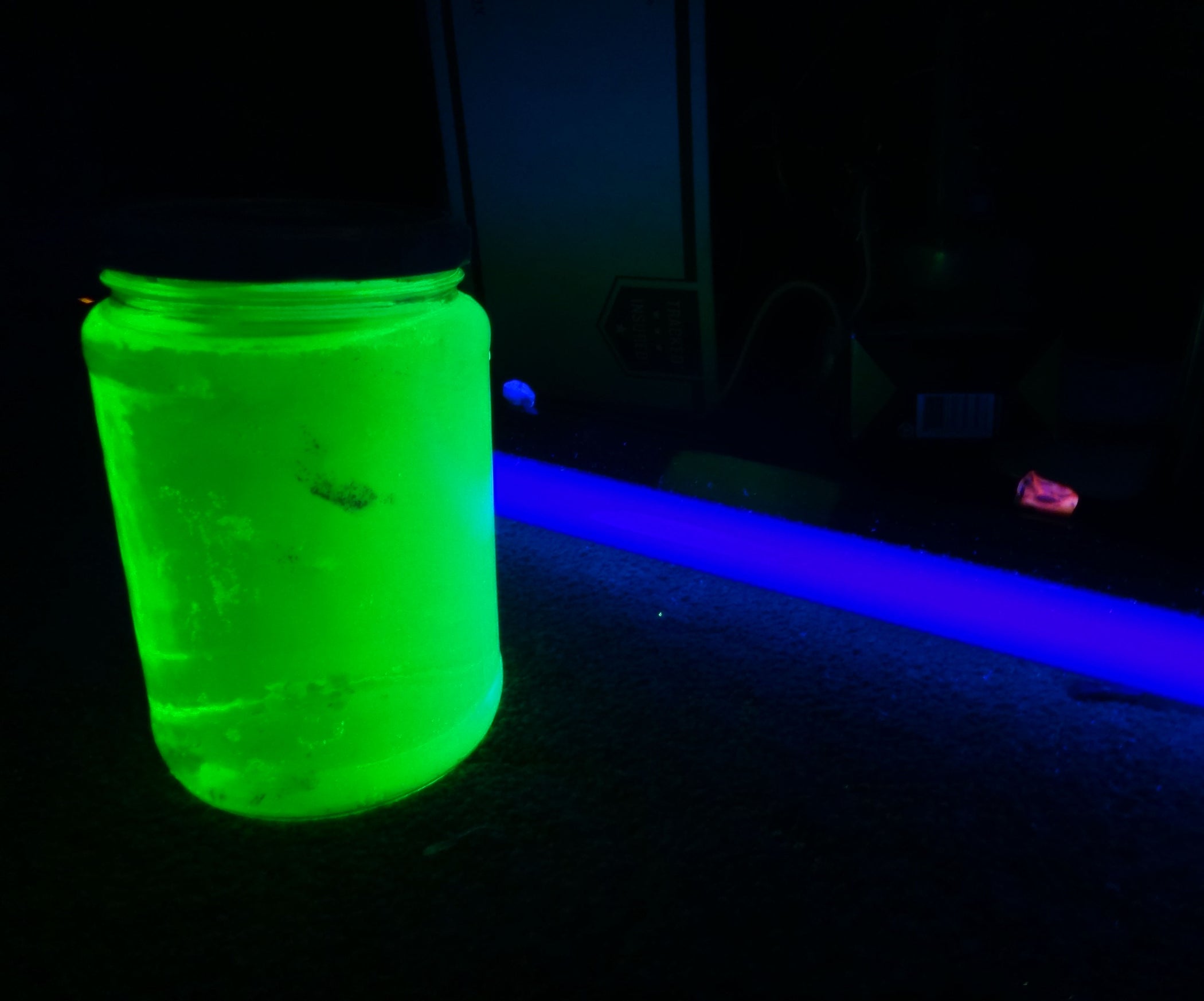 How to Make a Glowing Black Light Night Light 4 Steps Instructables