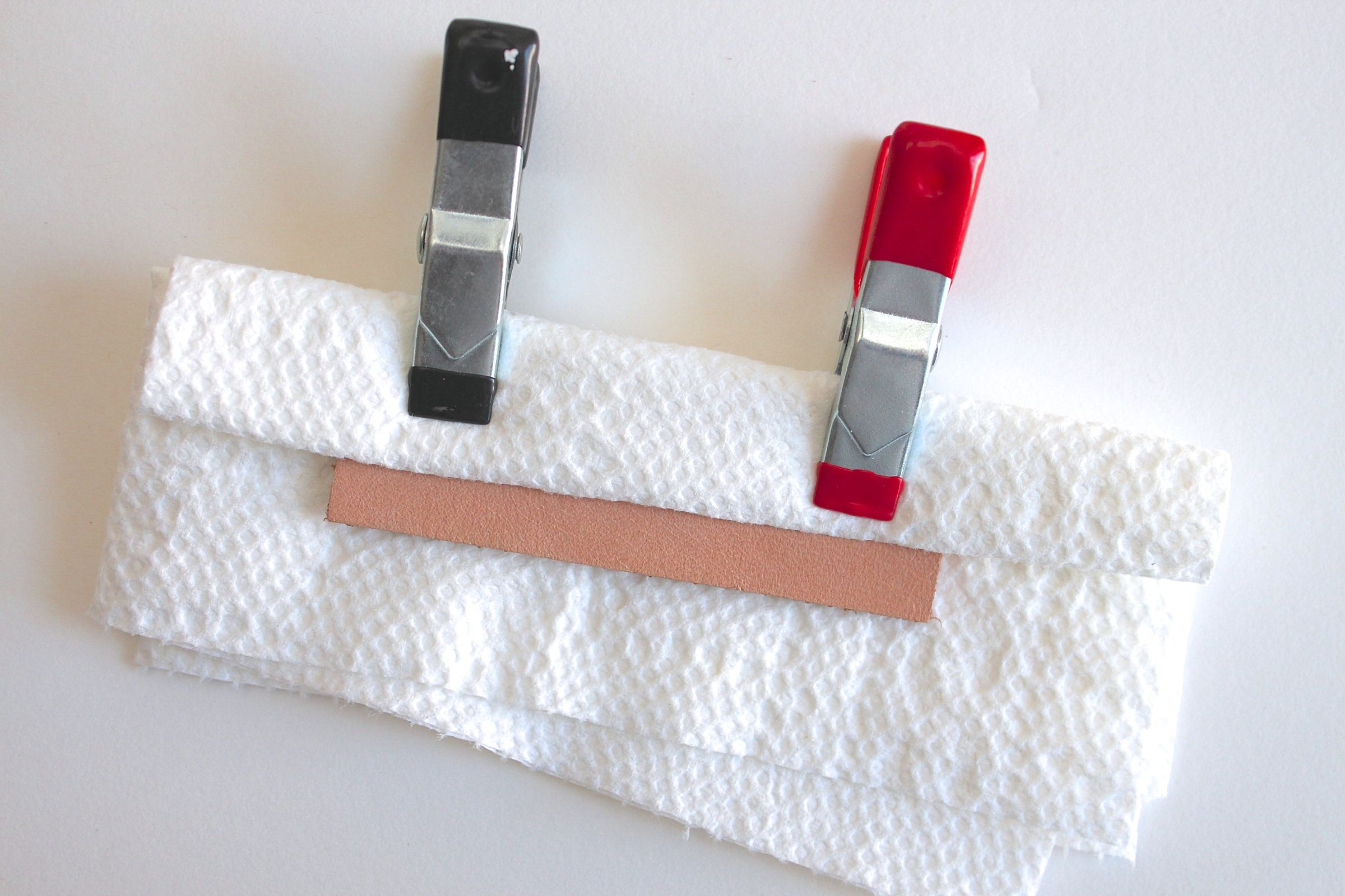How to Glue Leather for Sewing 3 Steps (with Pictures) Instructables