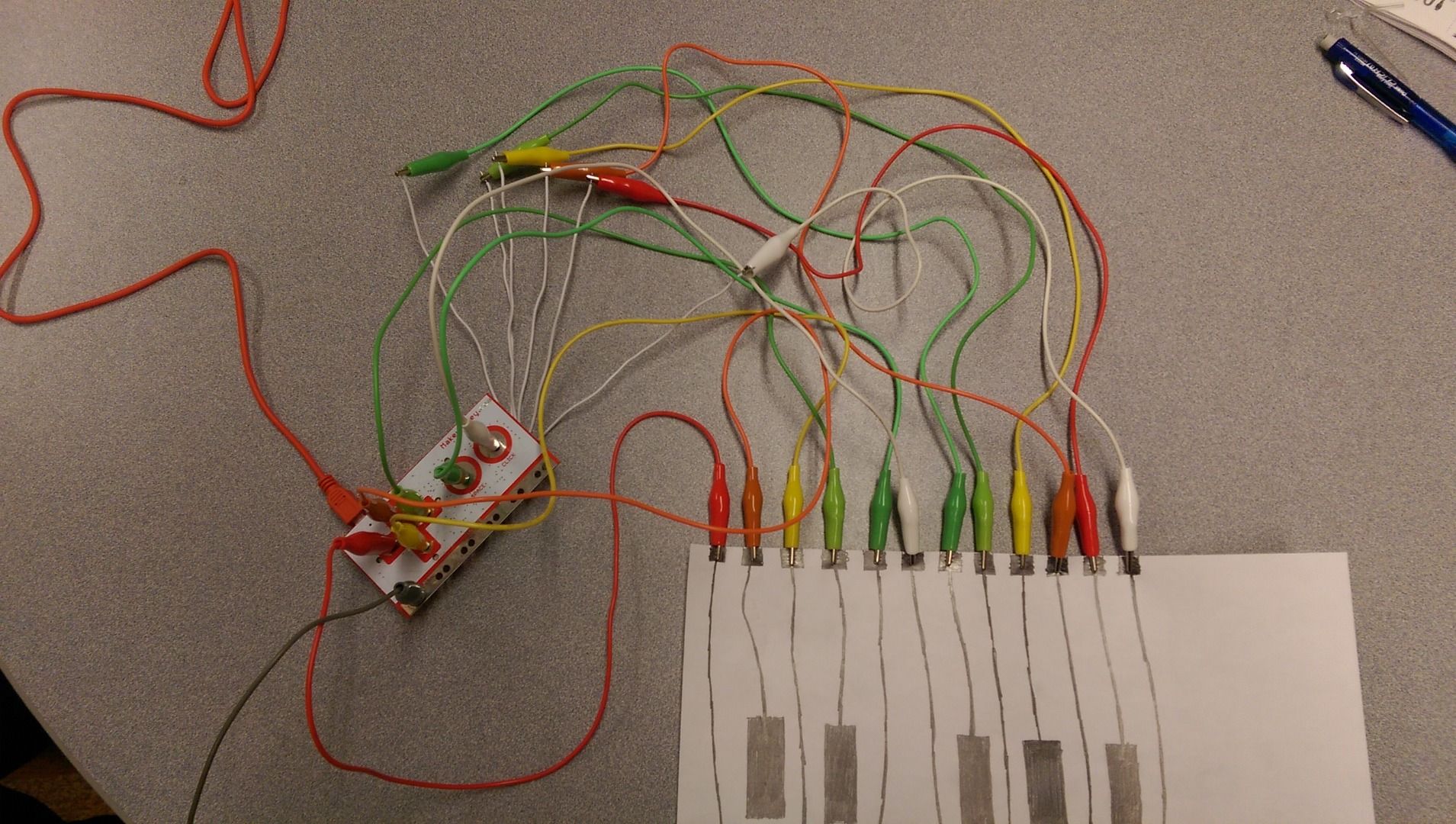 Graphite Piano Keyboard With MaKey MaKey and Scratch 7 Steps