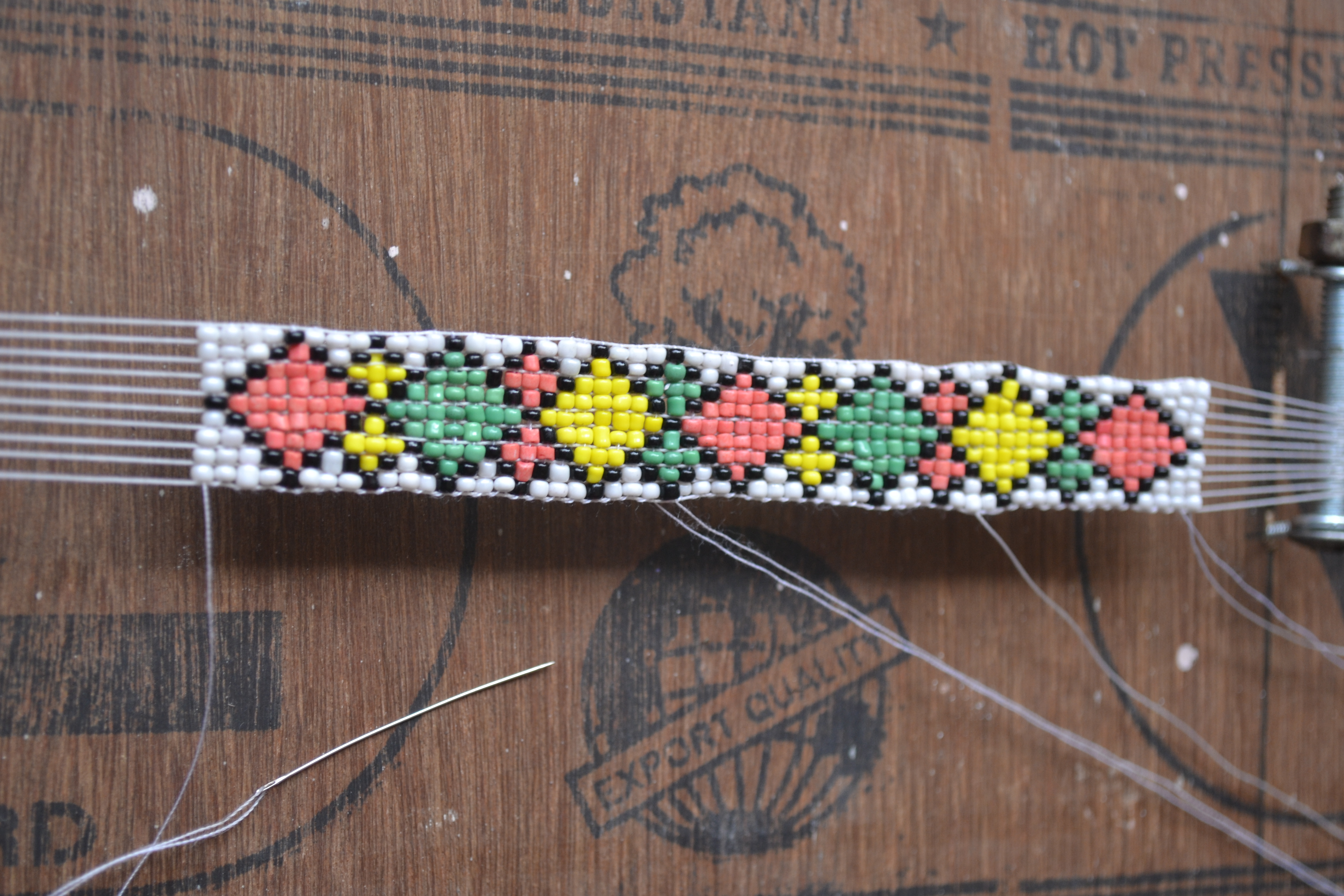 Bead Loom Bracelet Without a Loom! 13 Steps (with Pictures