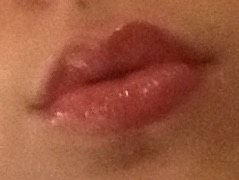 DIY guide for Retro Red Ombré Lips with step-by-step instructions