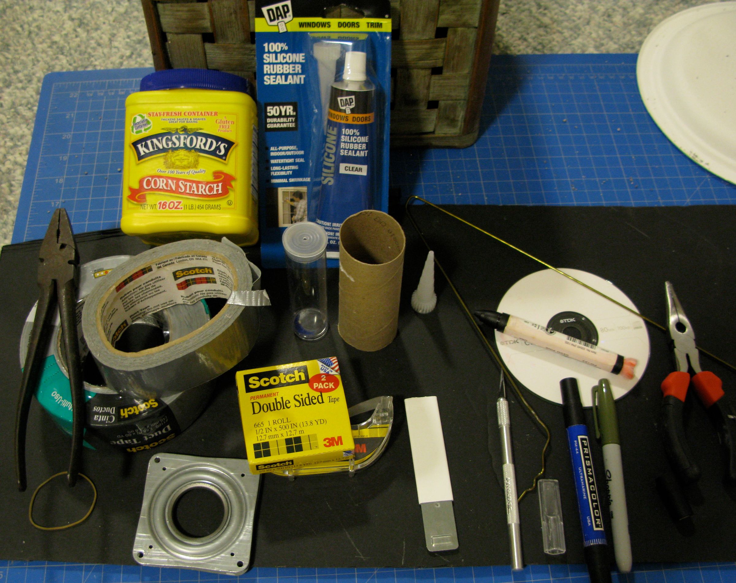 Make Your Own Yarn Winder for Center Pull Balls 13 Steps (with