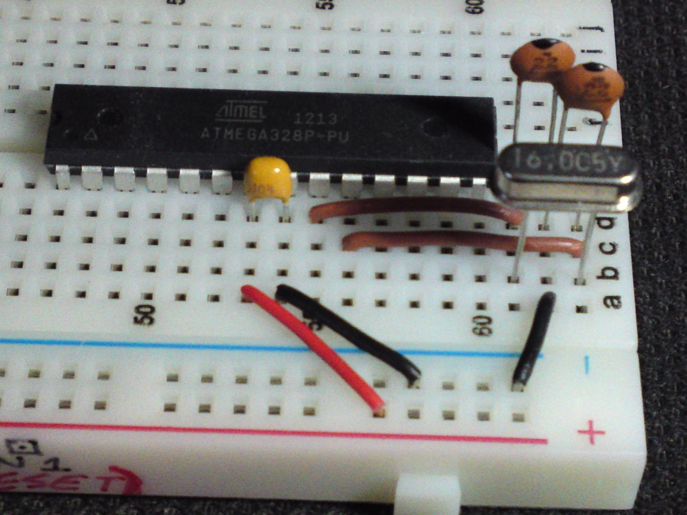 How to Make the Easiest Breadboard Arduino Uno...EVER ! - the Breduino ...