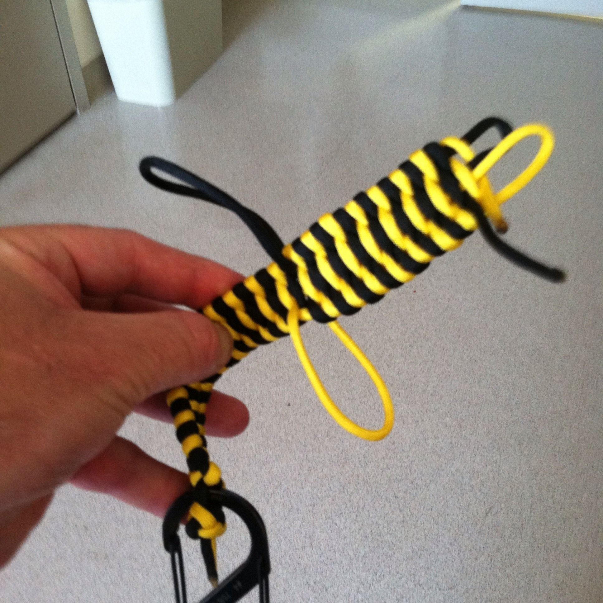 Ladder Bracket Or Trilobite Paracord Bracelet 8 Steps Instructables