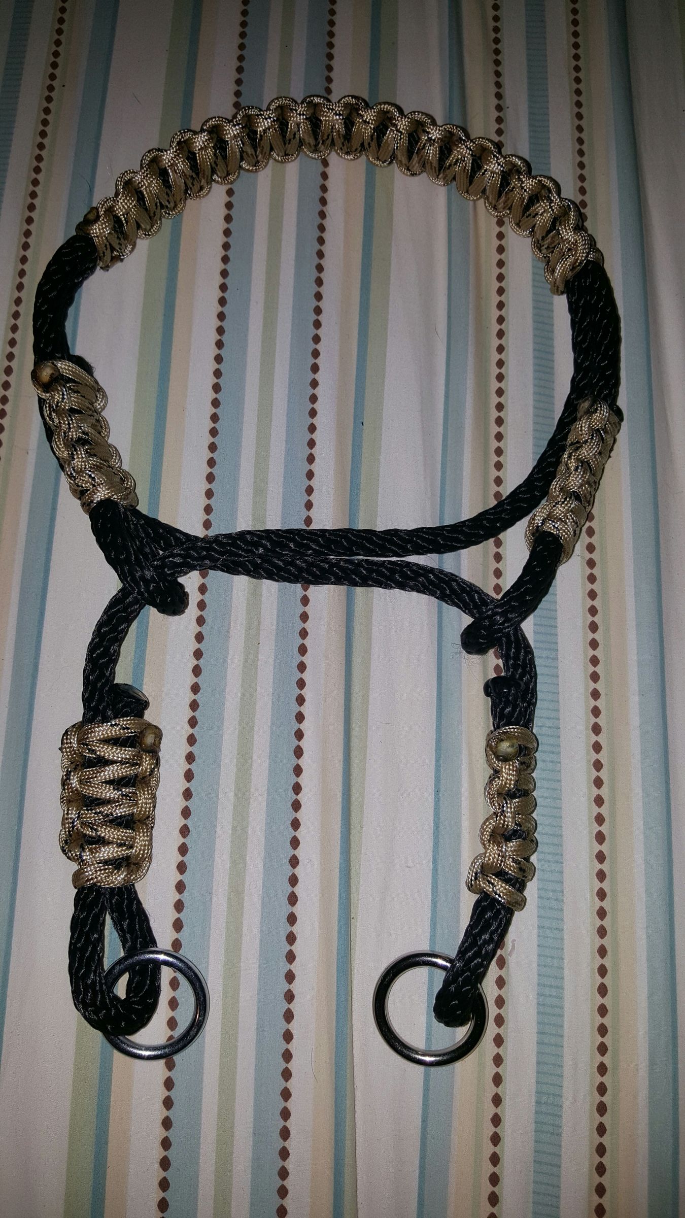 Rope and Paracord Bosal or Indian Side Pull : 10 Steps - Instructables