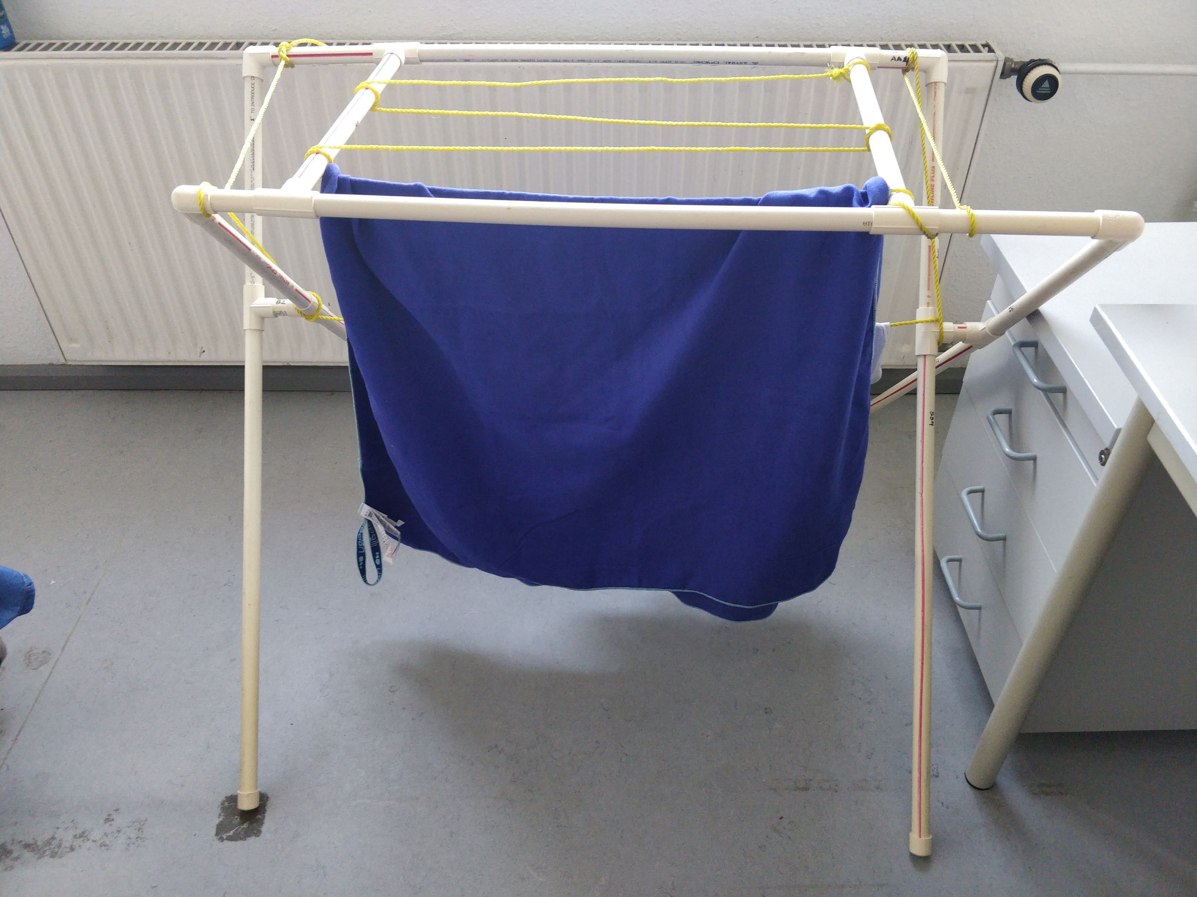 Travel Friendly Luggage Portable Laundry Clothes Rack 3 Steps Instructables