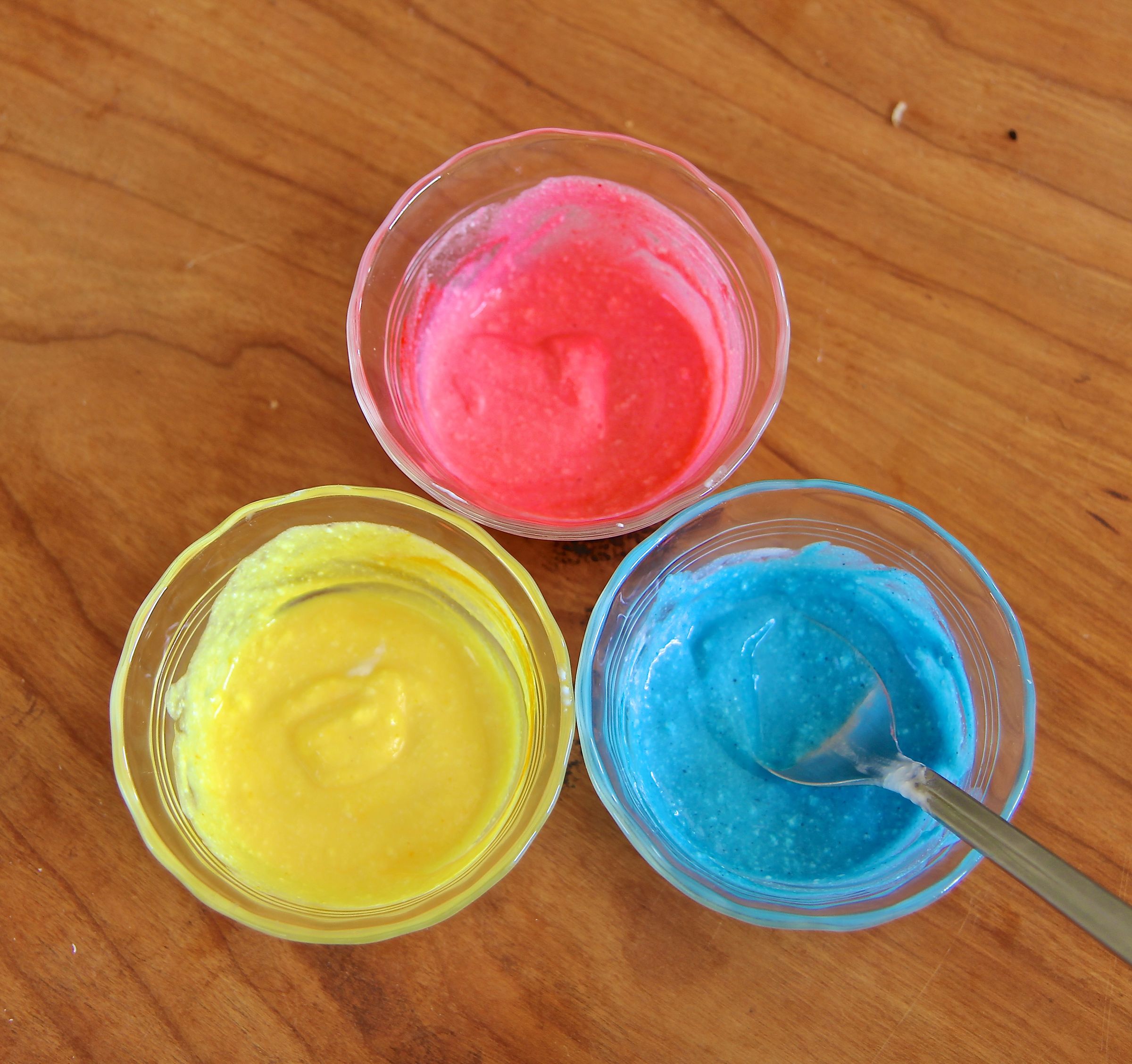 Two Ingredient, Edible Finger Paints 4 Steps (with Pictures