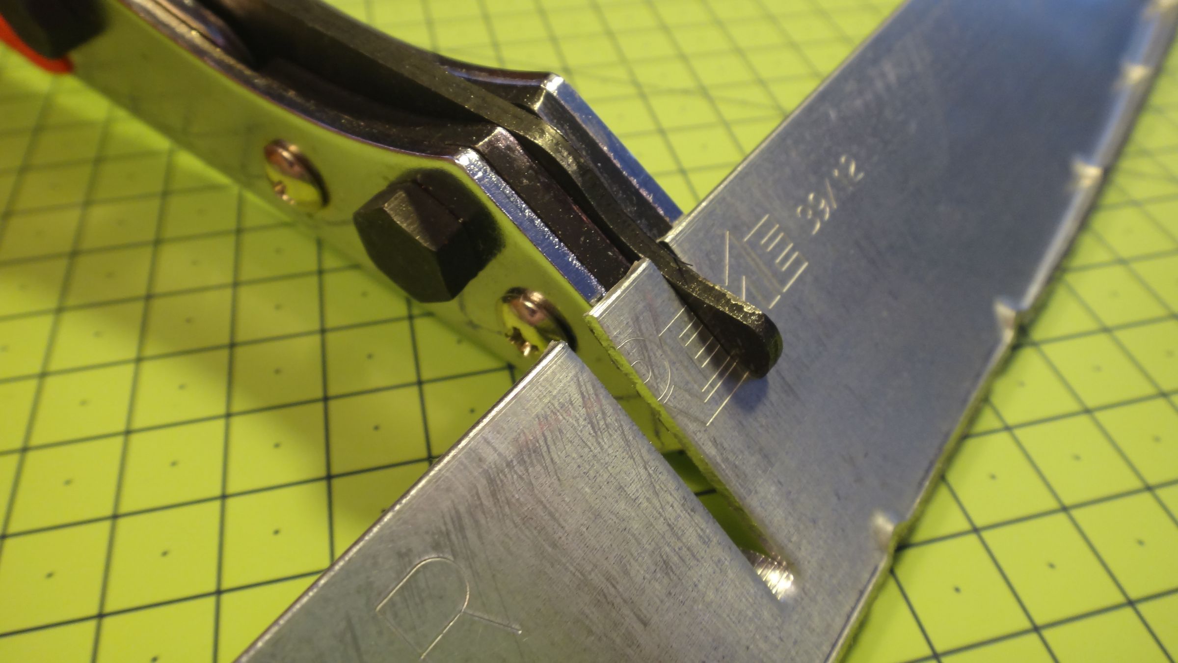 Under Desk Tool Drawer [Modeller's Delight] 6 Steps (with Pictures