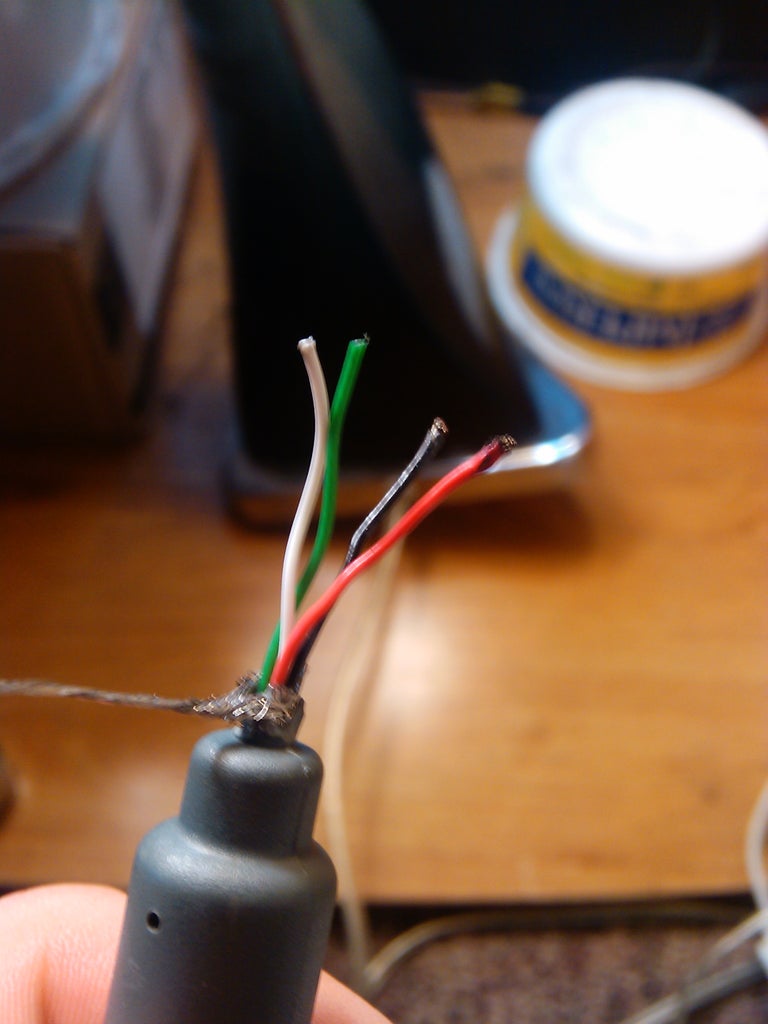 Fixing Xbox 360 Charge and Play Cable!! Simple! - Instructables