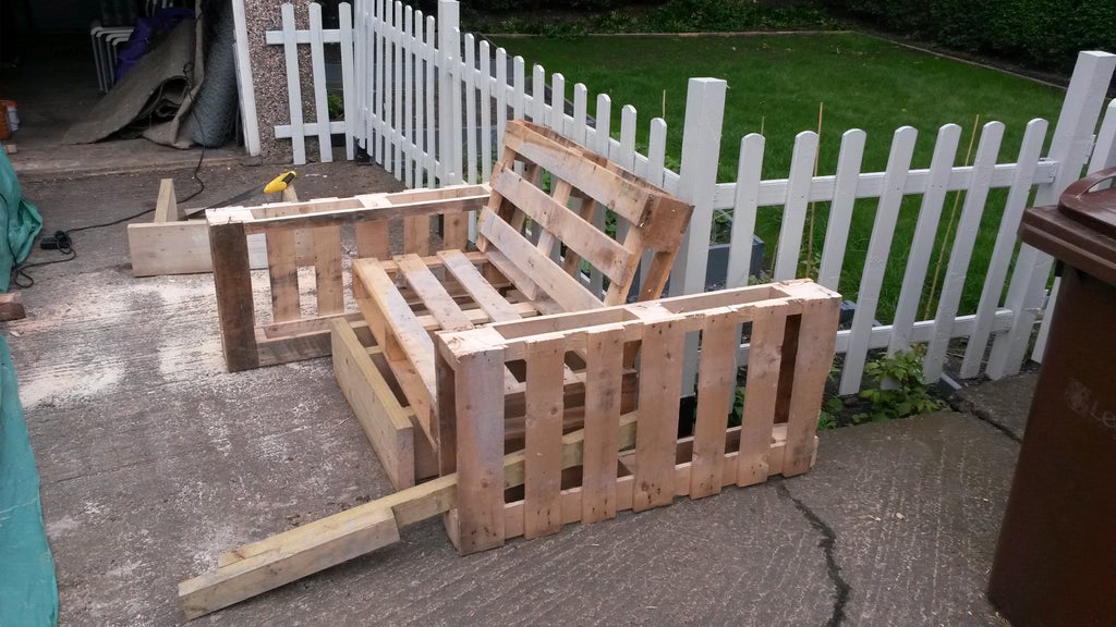 Corte os dois paletes ao meio