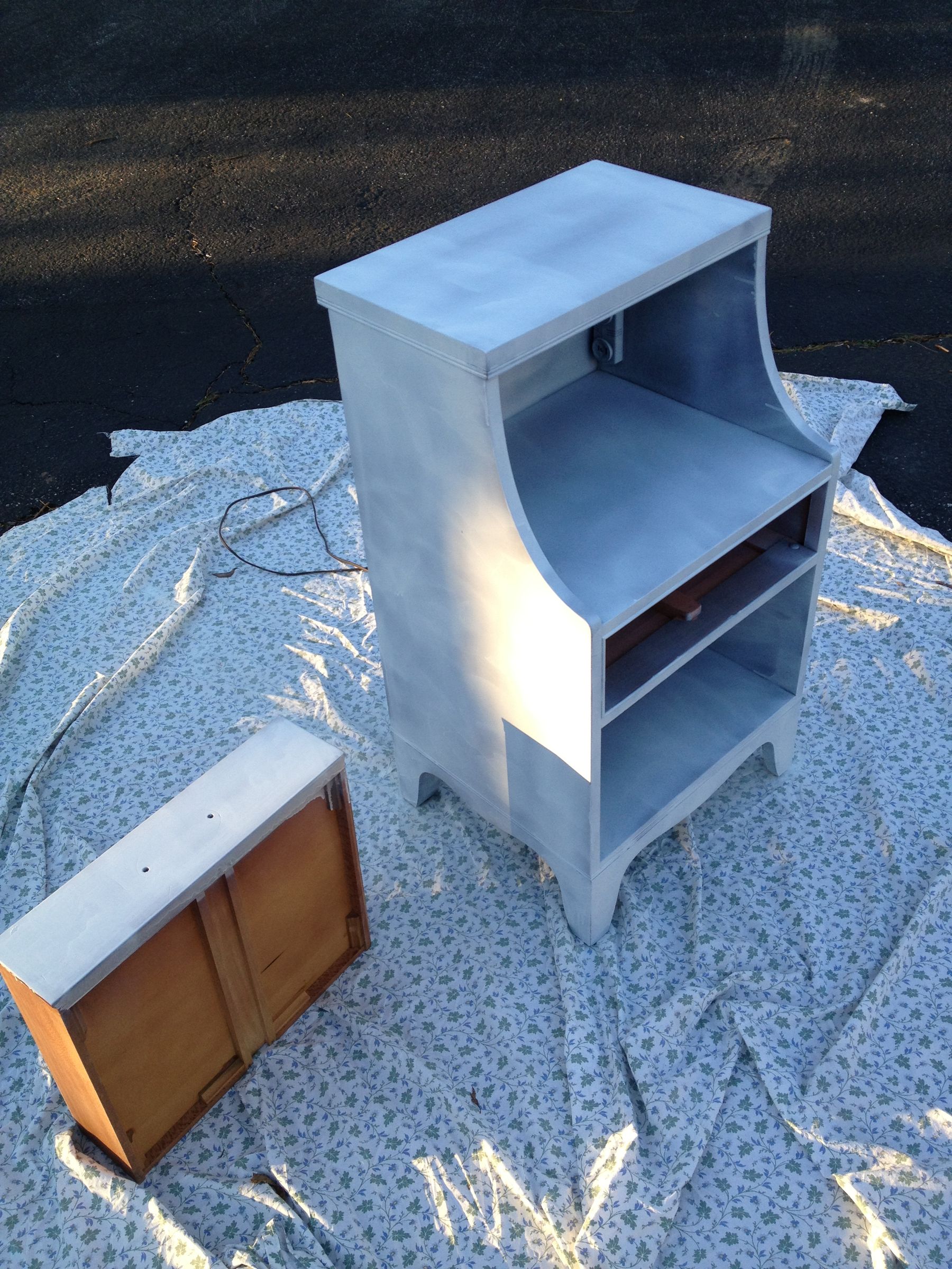 How to Paint a Side Table 12 Steps Instructables