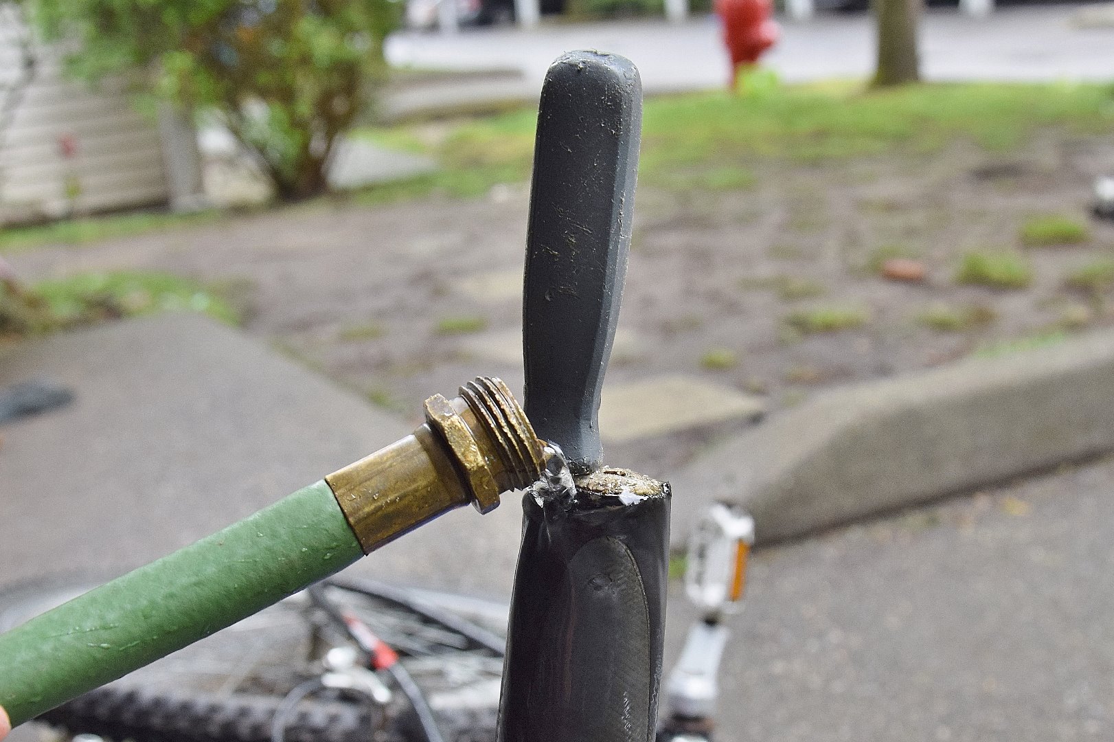 How to Get Those Stuck Grips Off Bike's Handlebars 4 Steps