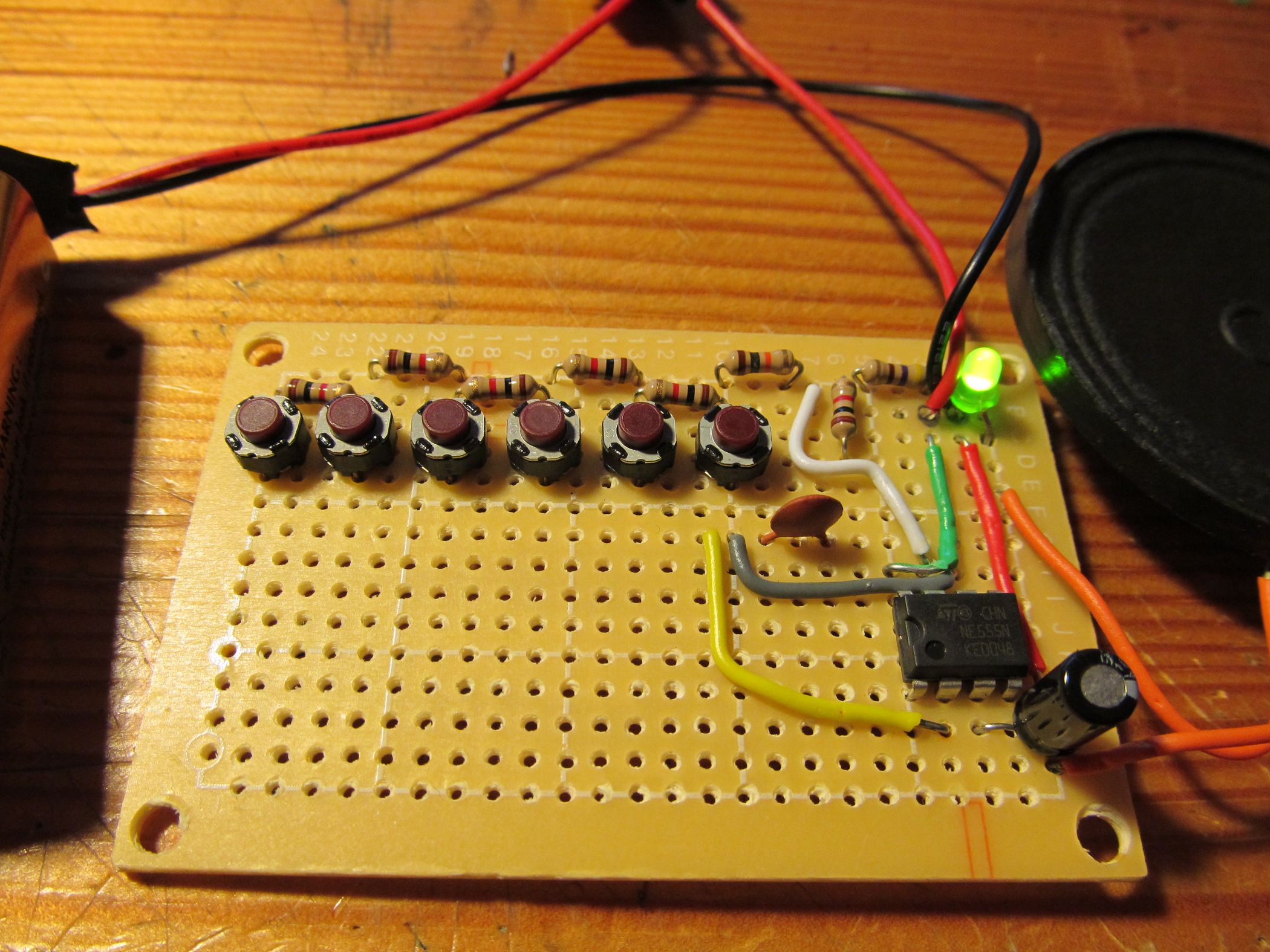 How to Make an Electronic Piano With a 555 IC 16 Steps Instructables