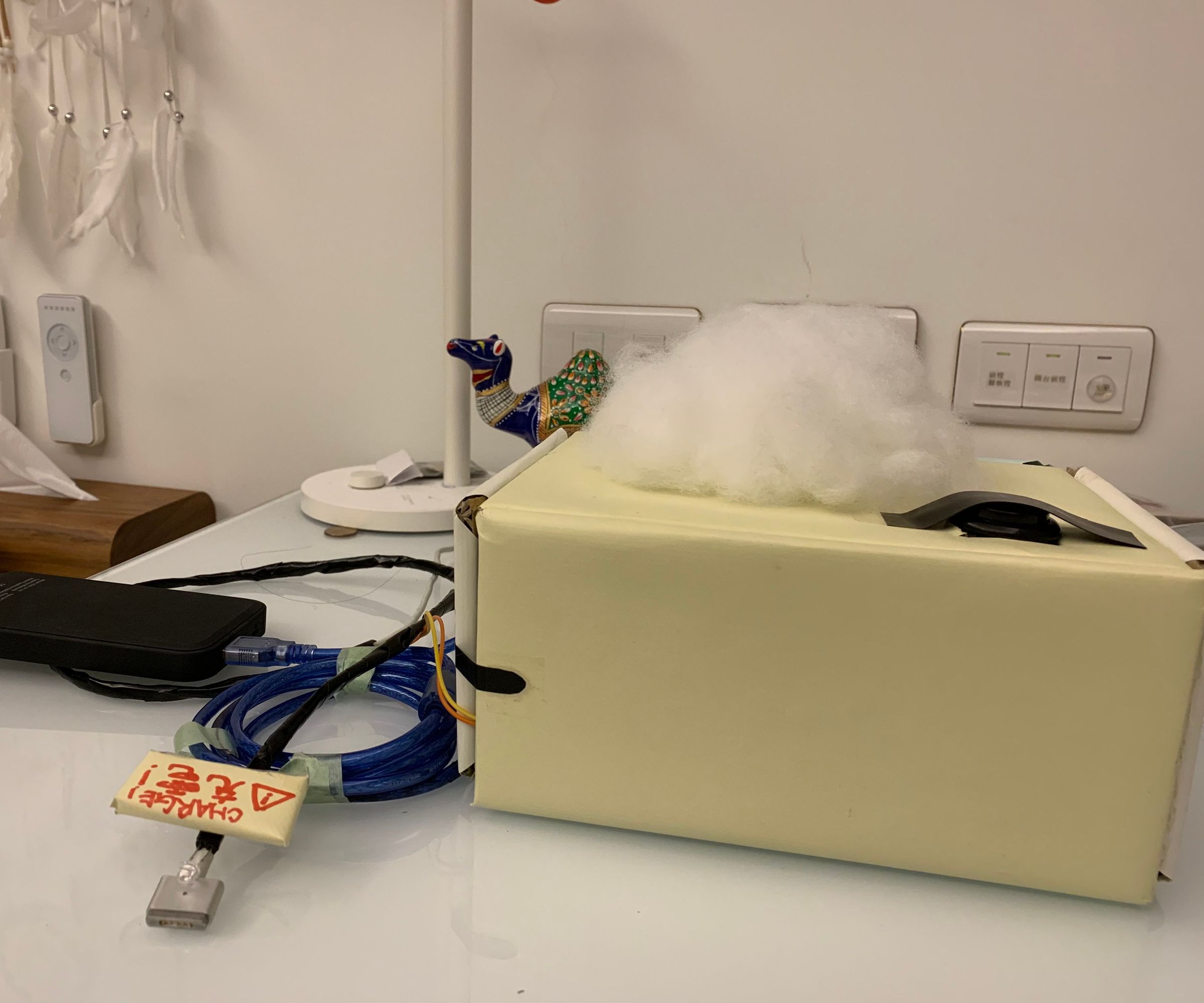 DIY guide for Arduino Charge Warning Night Light with step-by-step instructions