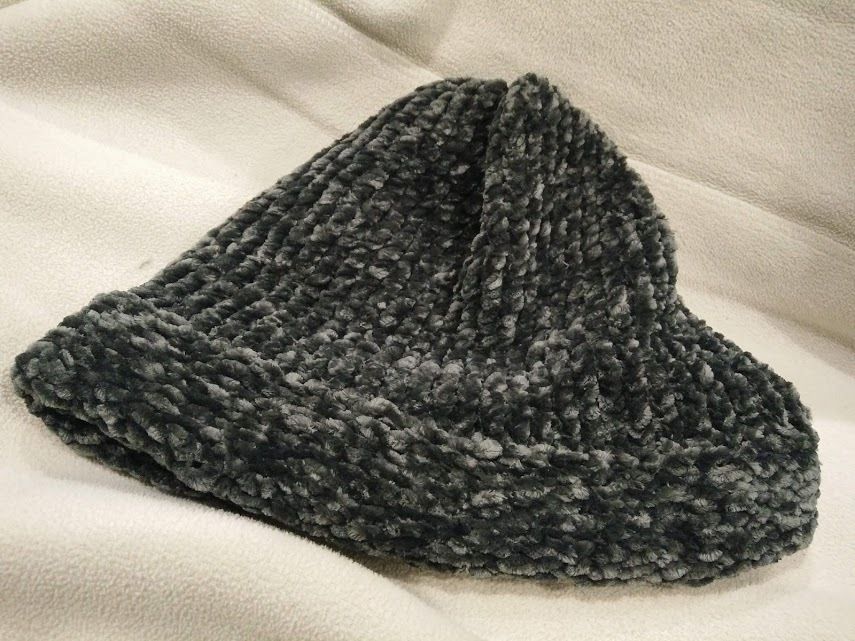 loom knit slouchy hat