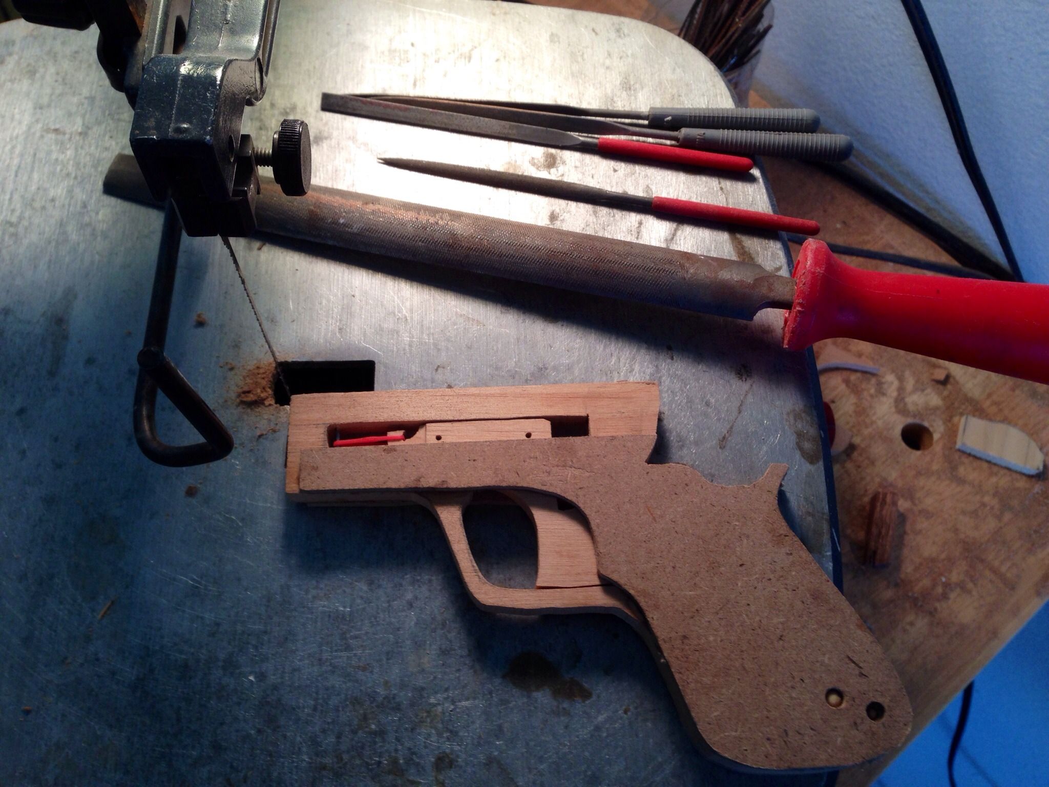 Wooden Rubber Band Gun 7 Steps (with Pictures) Instructables
