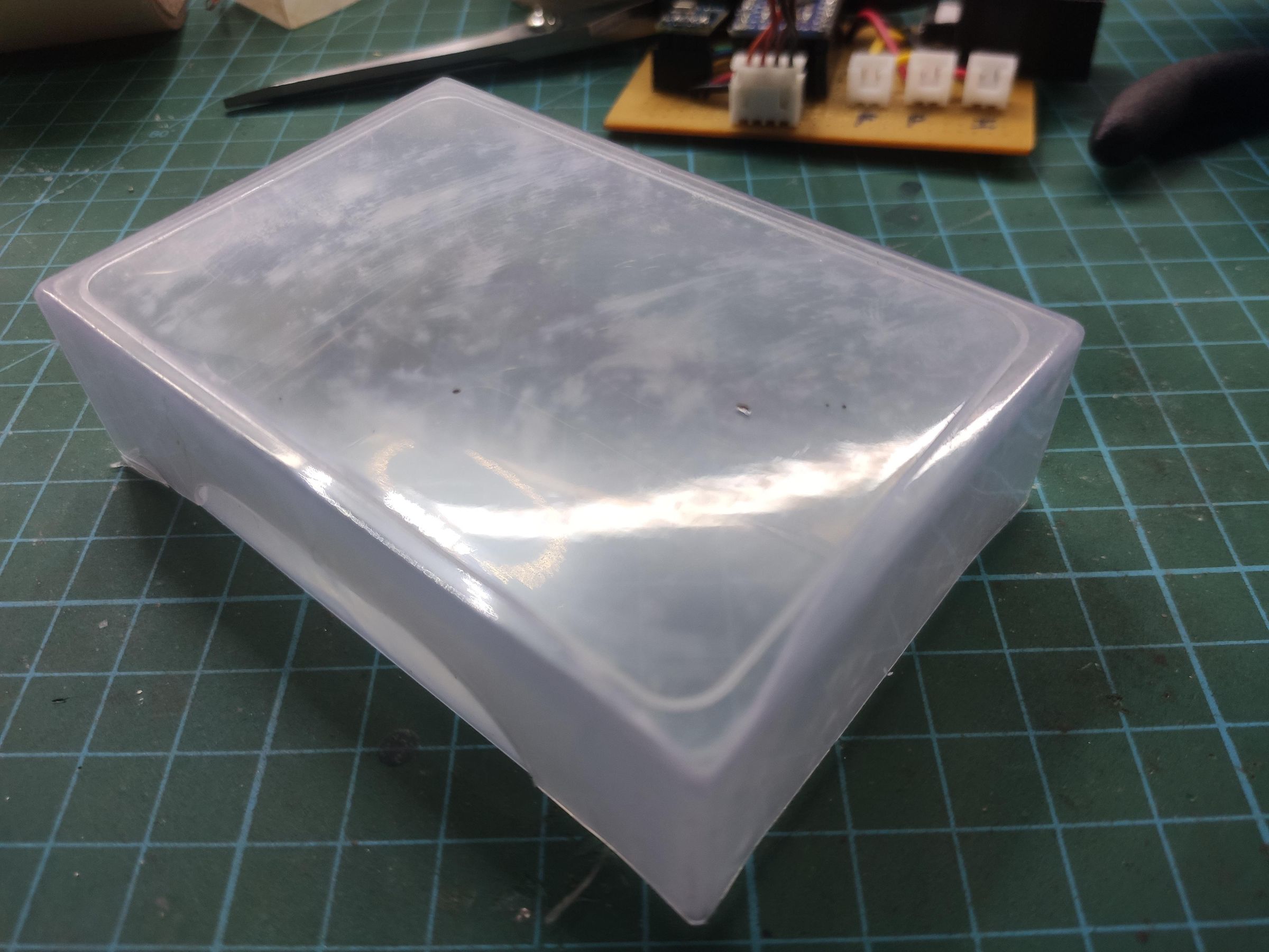 Humidity Controlled Box for Storing Camera, Lenses, 3D Printing Filaments Etc. 5 Steps